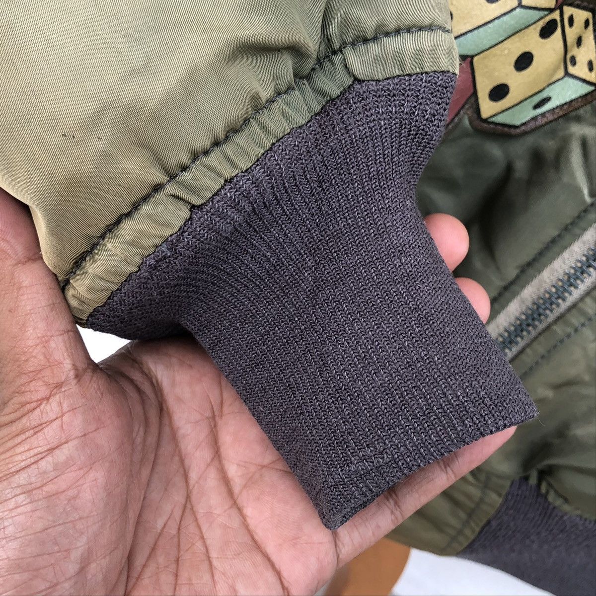 Avirex Vintage USAF MA-1 Flight Patches by Avirex Sun Faded Jacket Size US L / EU 52-54 / 3 - 12 Thumbnail