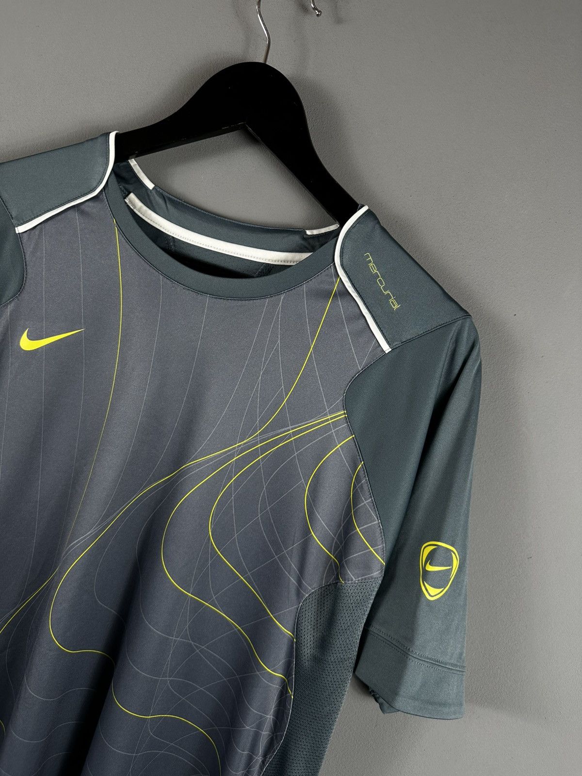 Nike Vintage 90s NIKE Mercurial T-shirt Y2K Retro Old Size US L / EU 52-54 / 3 - 3 Thumbnail