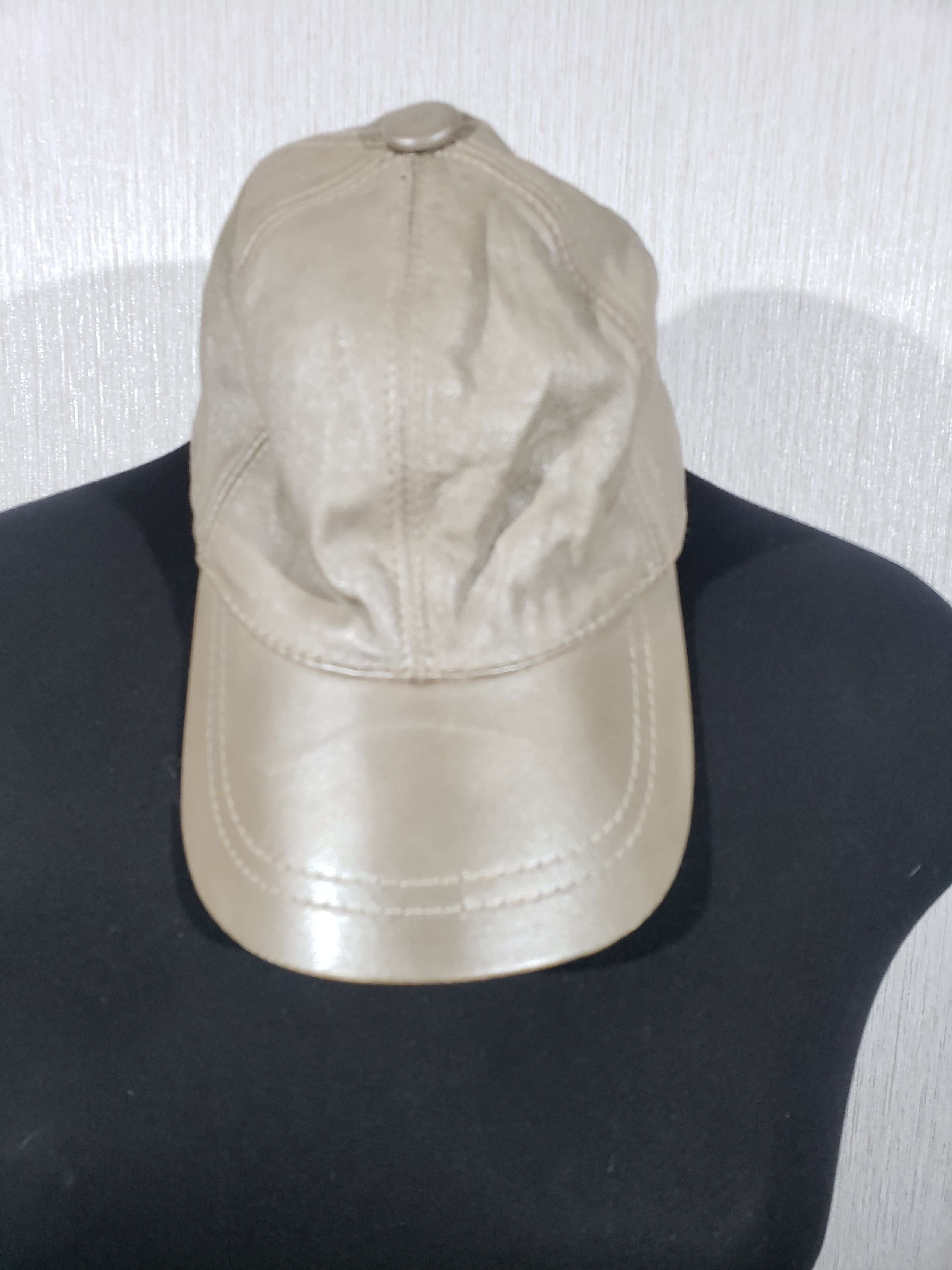 Designer × Genuine Leather Leather baseball cap. Size ONE SIZE - 1 Thumbnail
