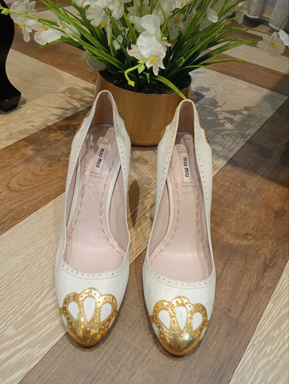LUXURY MIU MIU HEELS SHOES - SIZE 41