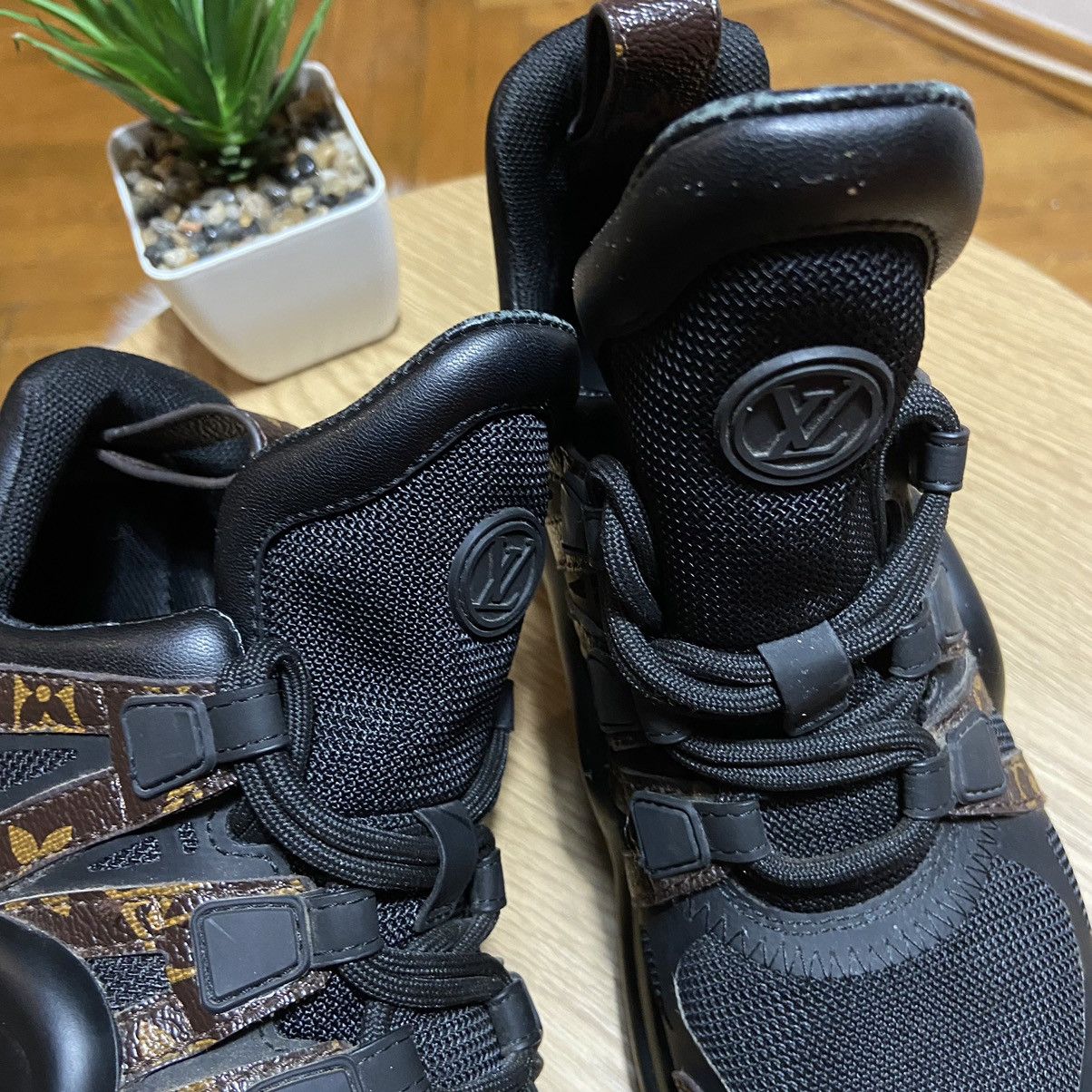 Louis Vuitton Louis Vuitton Archlight Monogram Sneaker Black Size US 7 / IT 37 - 3 Thumbnail