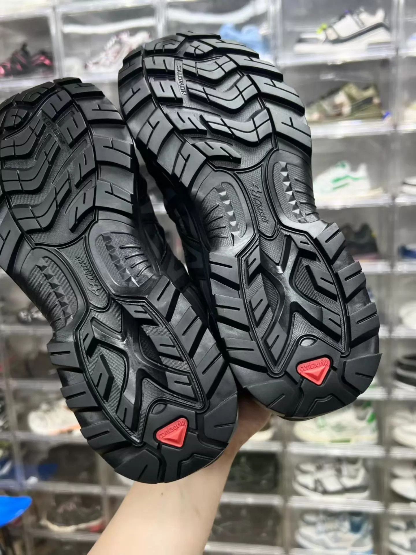 Salomon Salomon XT-Quest Black 42.5EU Nearnew Trail Shoes Size US 9.5 / EU 42-43 - 8 Thumbnail