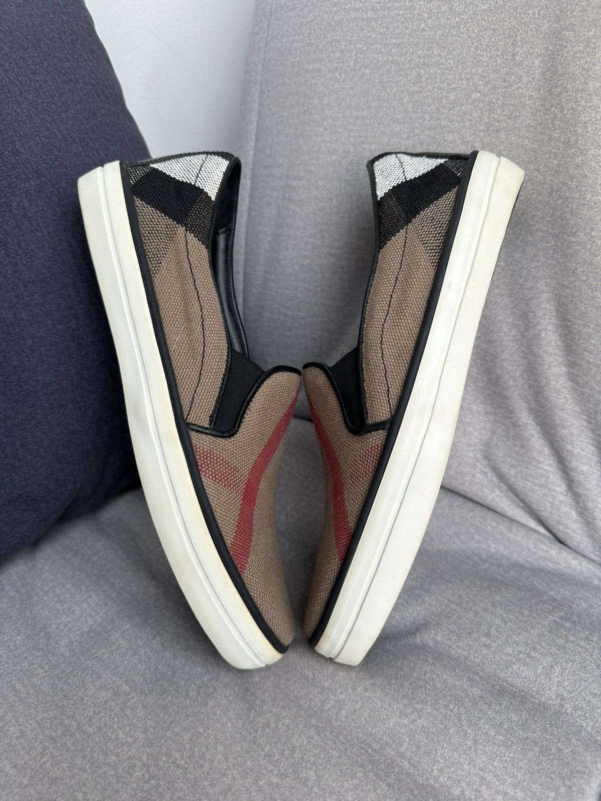 Burberry Burberry Nova Check Slip-Op Sneakers Size US 6 / IT 36 - 10 Thumbnail