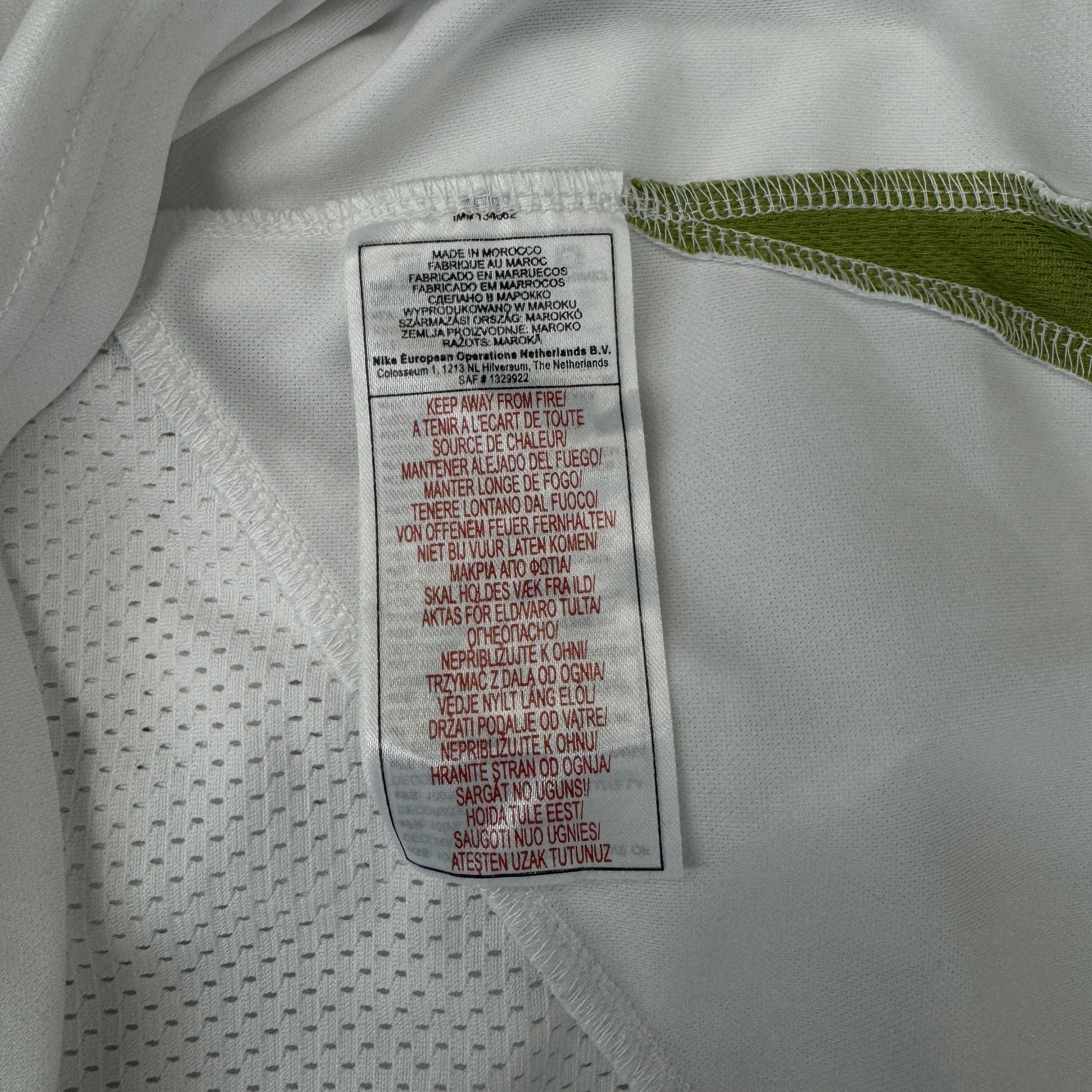 Nike × Vintage Nike 2006 Valerenga Away T-Shirt Size US M / EU 48-50 / 2 - 5 Thumbnail
