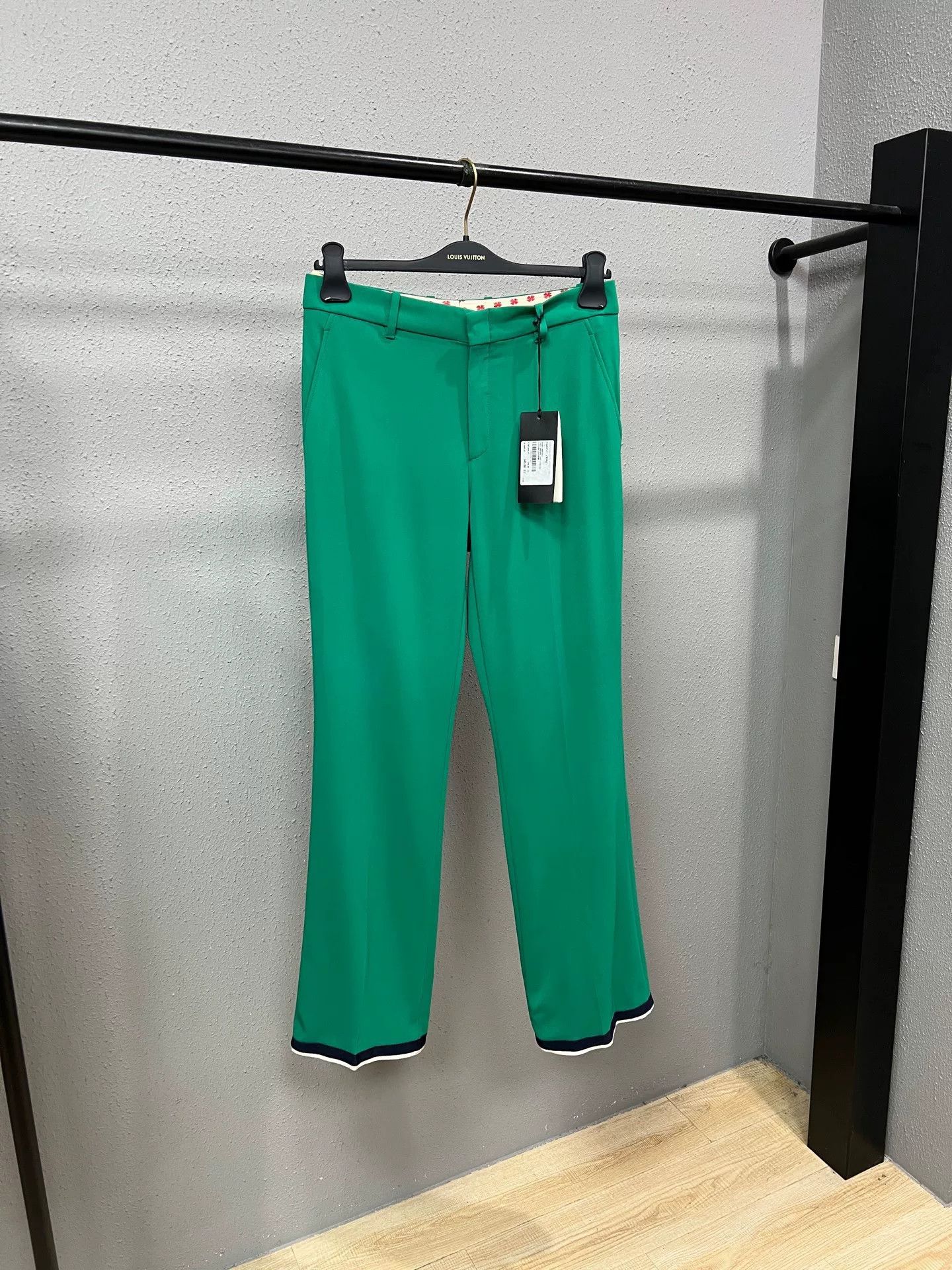 Gucci gucci green trousers with original tag Size US 27 - 1 Thumbnail