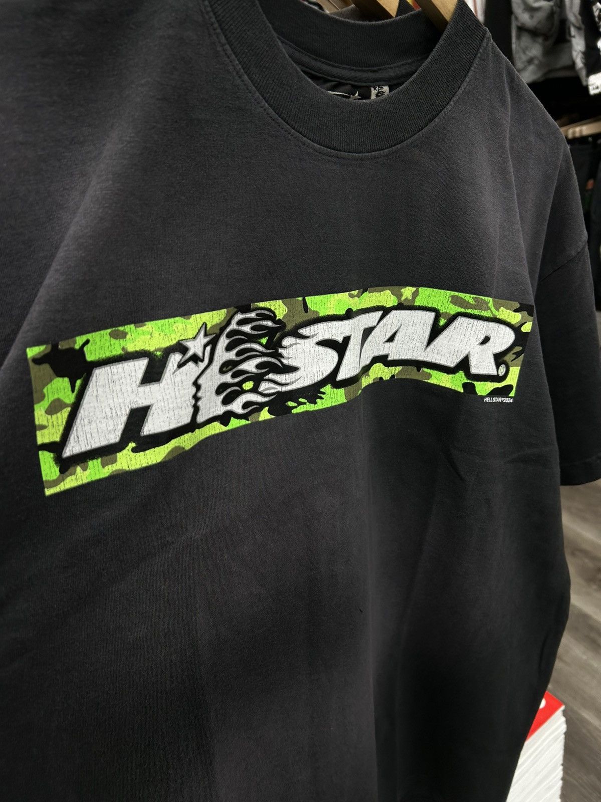 HELLSTAR Hellstar “Box logo” T-shirt Size US M / EU 48-50 / 2 - 3 Thumbnail