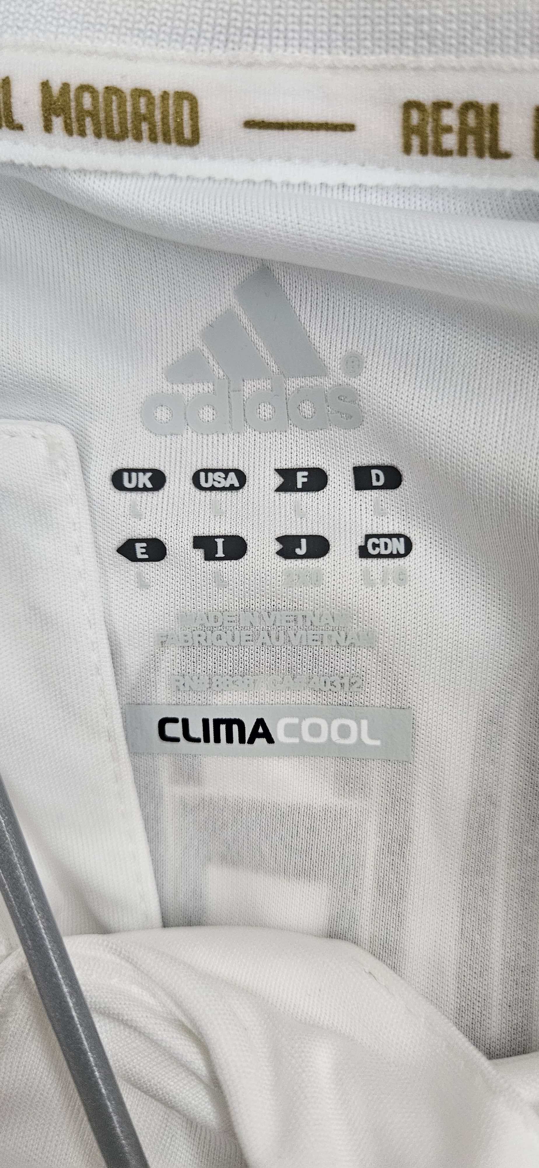 Other REAL MADRID 2011 2012 RONALDO HOME FORMOTION Size US L / EU 52-54 / 3 - 6 Thumbnail