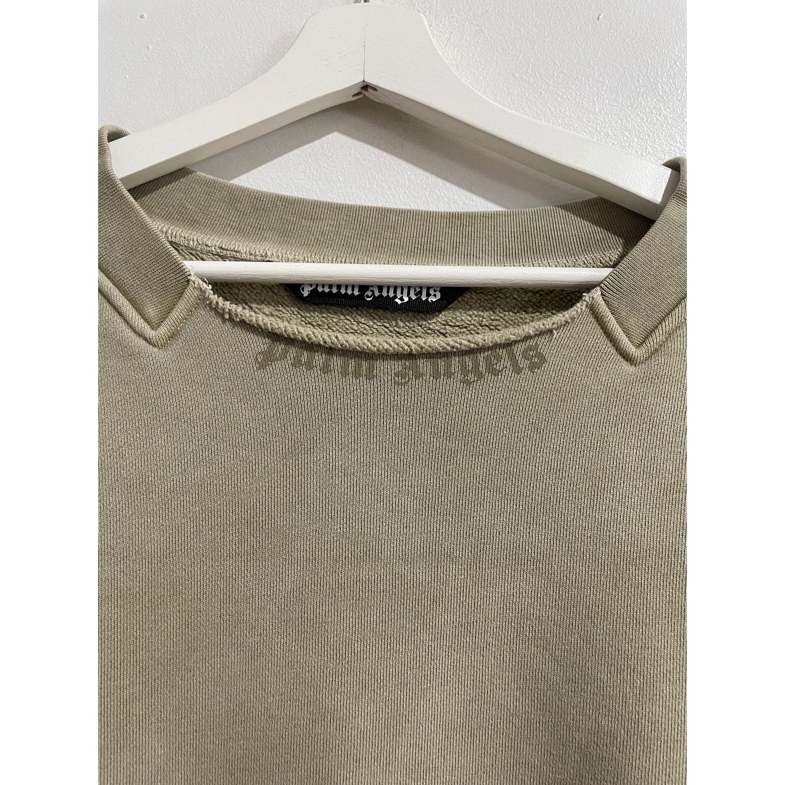 Palm Angels PALM ANGELS CURVED LGO BEIGE CREWNECK SIZE XL PREOWNED Size US XL / EU 56 / 4 - 3 Thumbnail