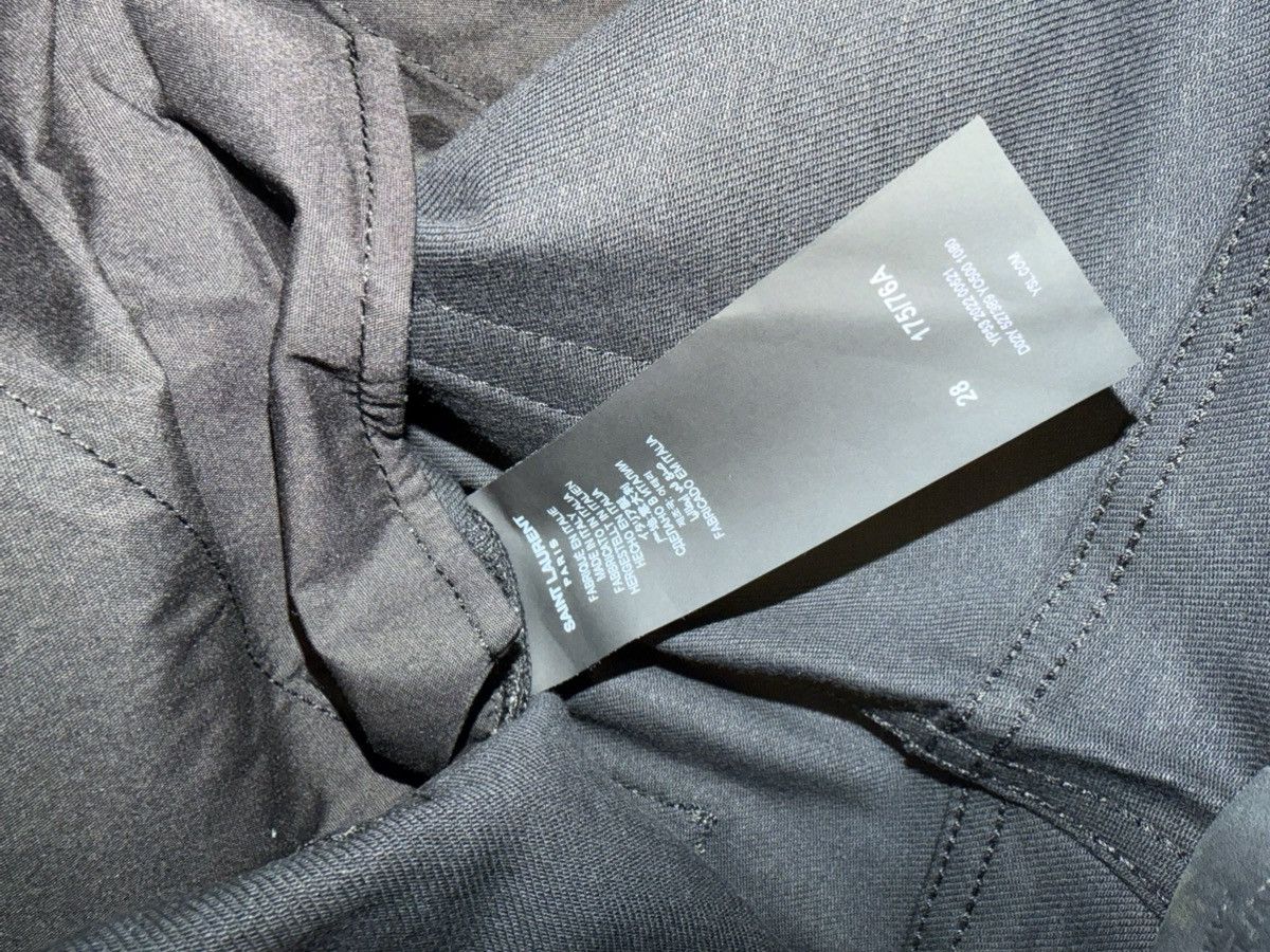 Saint Laurent Paris Saint laurent mens slim fit jeans. 28 $790 Size US 28 / EU 44 - 10 Thumbnail