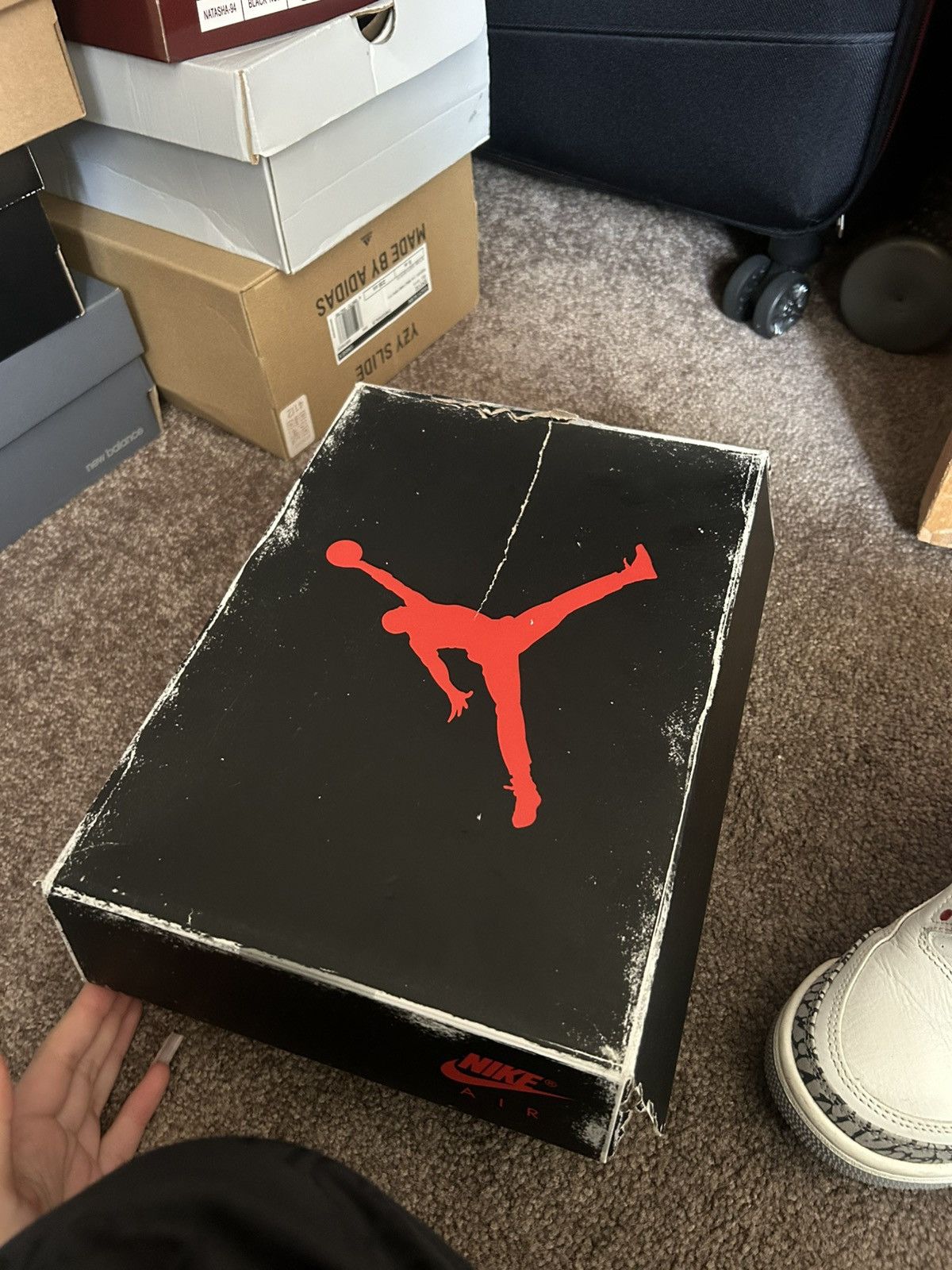 Jordan Brand × Nike Air Jordan 3 Retro Size US 5 / EU 37 - 7 Thumbnail