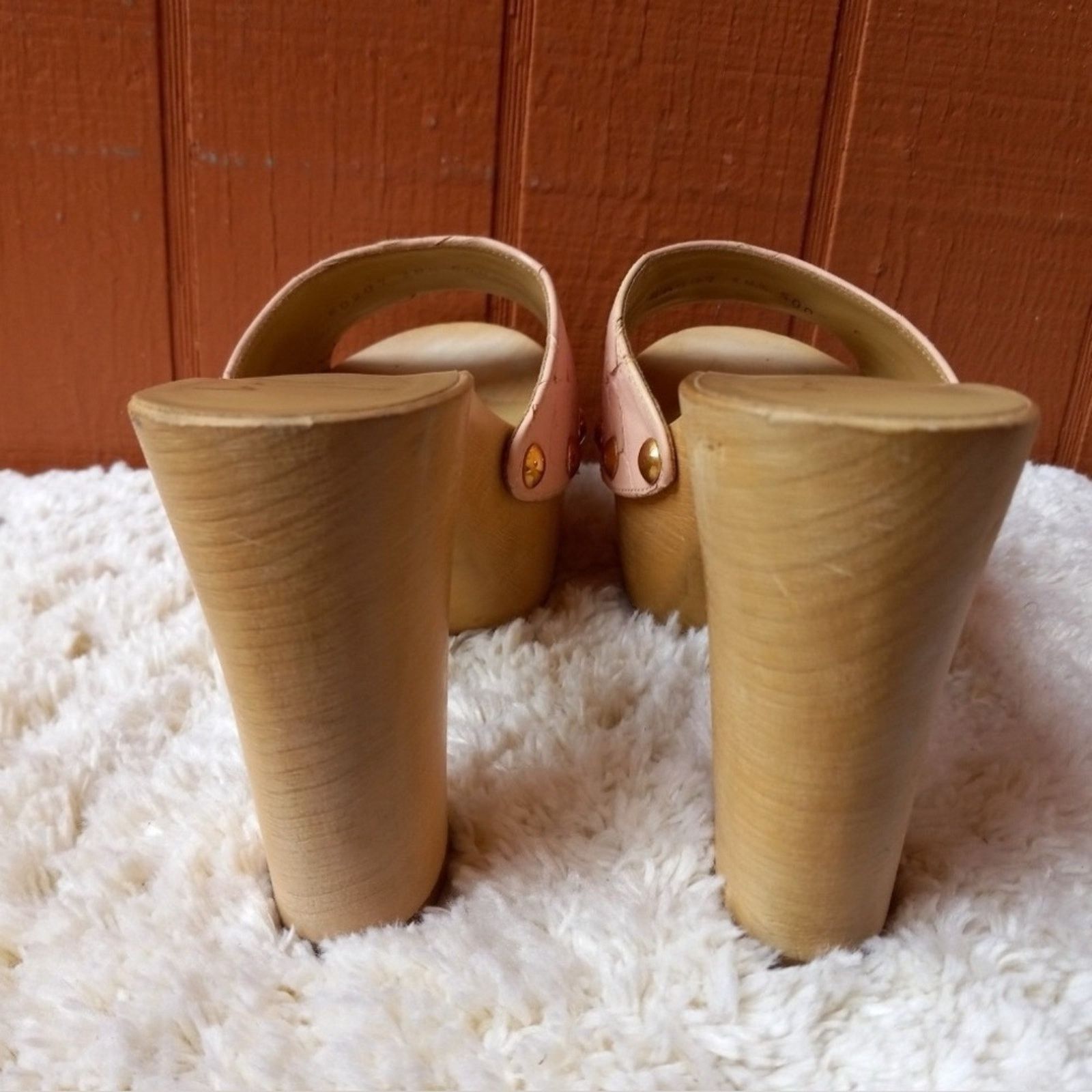 Giuseppe Zanotti Giuseppe Zanotti Pink Croc-Embossed Leather Clogs Size US 8.5 / IT 38.5 - 3 Thumbnail