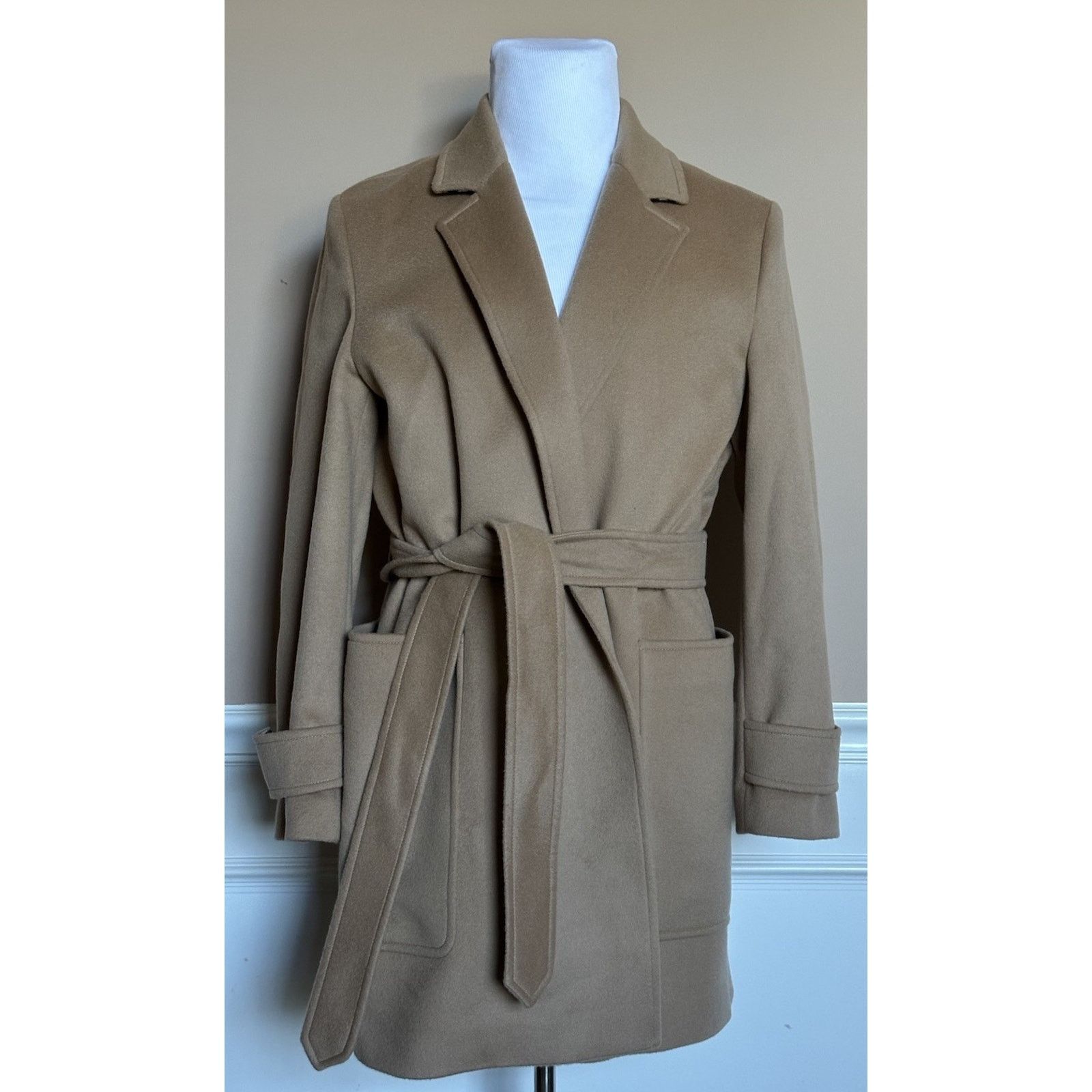 Burberry Burberry Wool/Cashmere Camel Jacket 10 US 8073327 Size L / US 10 / IT 46 - 1 Thumbnail