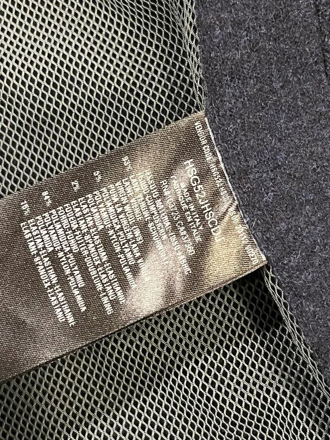 Giorgio Armani AW2011 Giorgio Armani Navy Wool Asymmetrical Wrap Jacket Size 44R - 10 Thumbnail