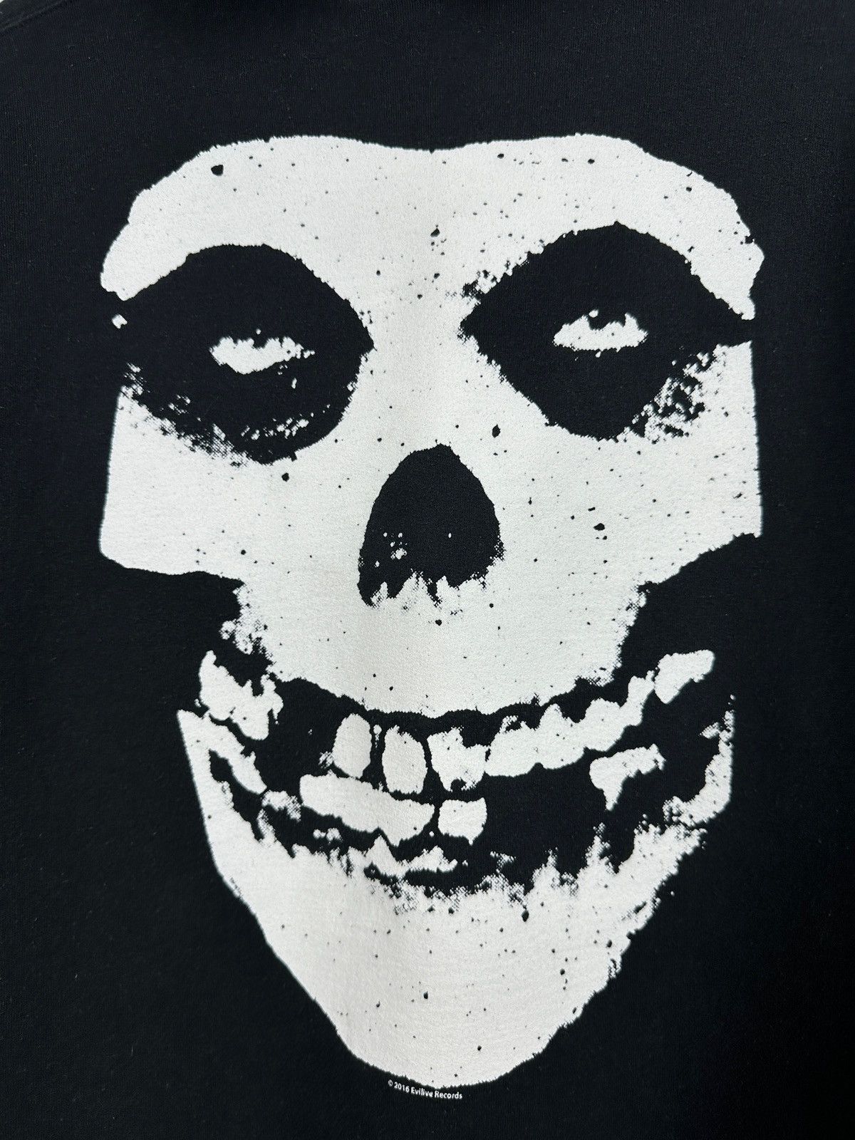 Band Tees 2016 Misfits Crimson Ghost Punk Rock Band Hoodie Size US M / EU 48-50 / 2 - 18 Thumbnail