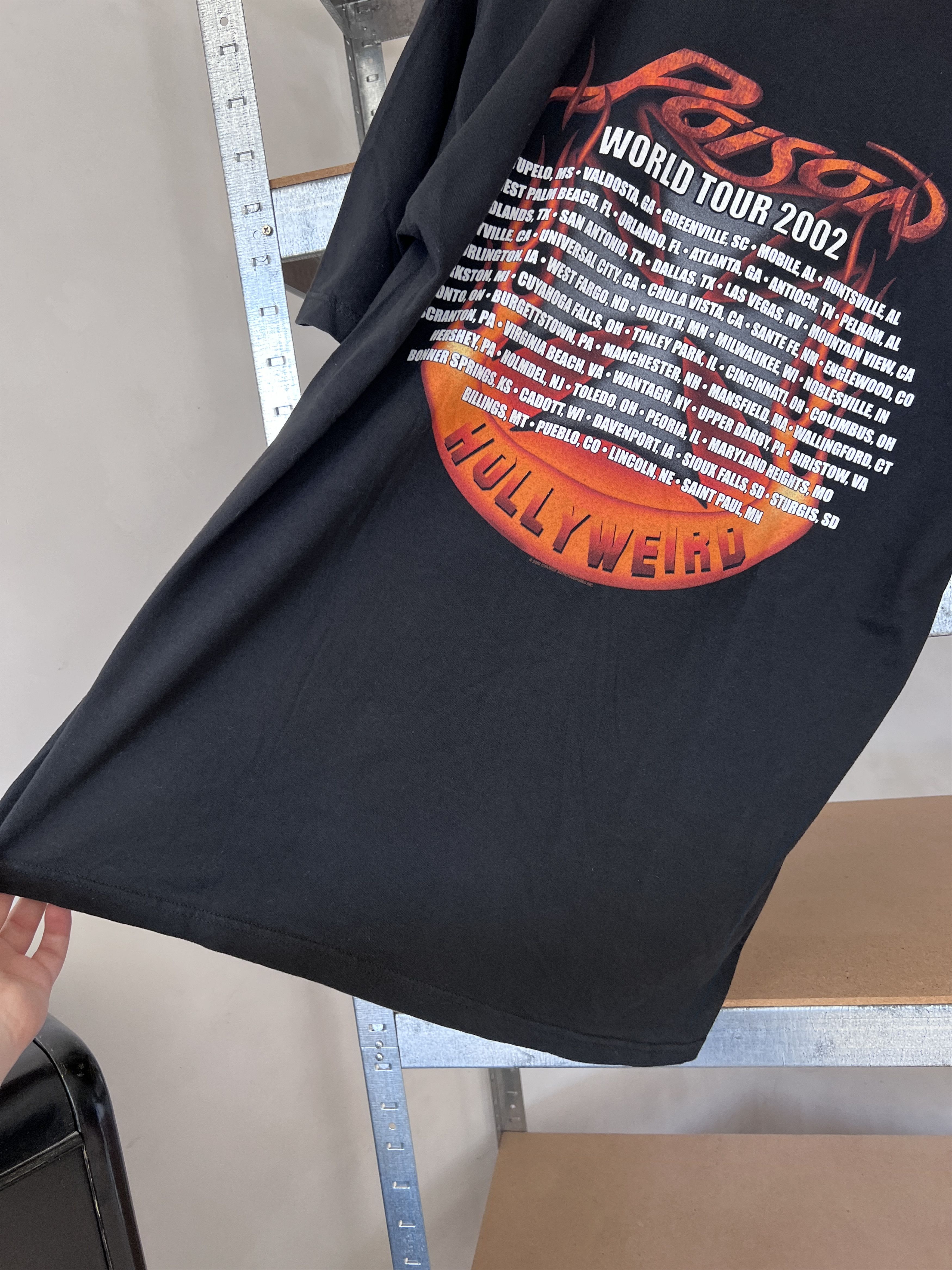 Band Tees Vintage 2002 Poison rock band tour T-shirt Size US L / EU 52-54 / 3 - 11 Thumbnail