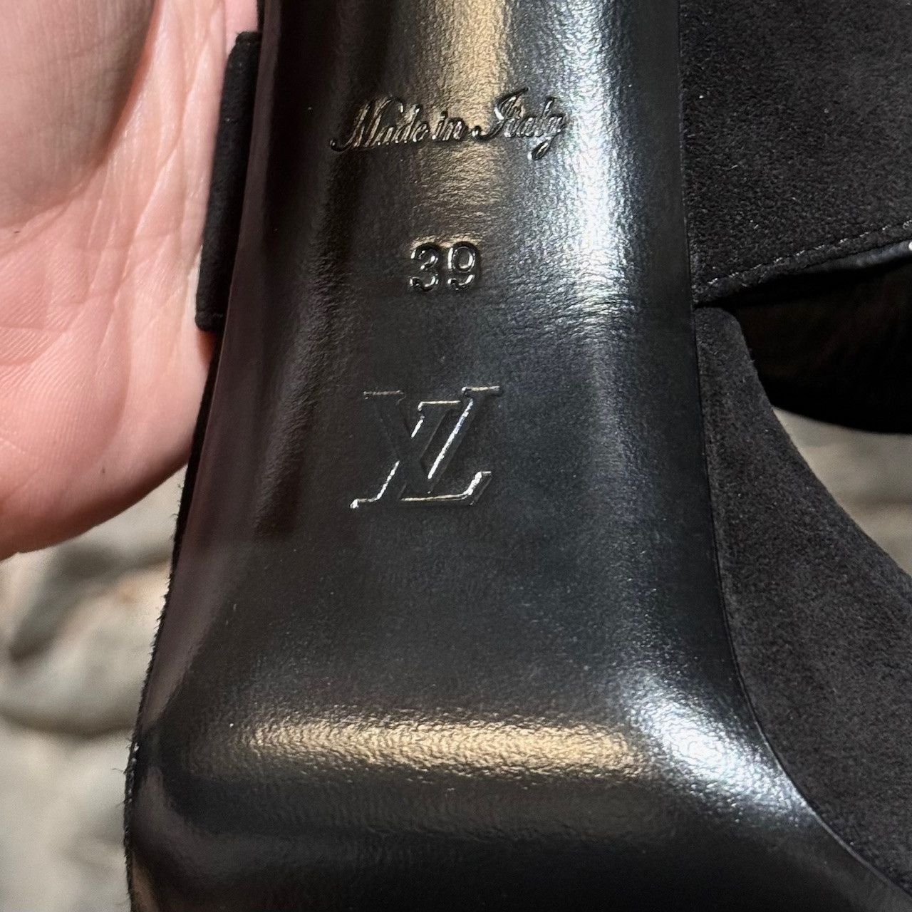 Louis Vuitton Louis Vuitton Black Suede Madeleine Crystal Logo Sandals Size US 9 / IT 39 - 9 Thumbnail