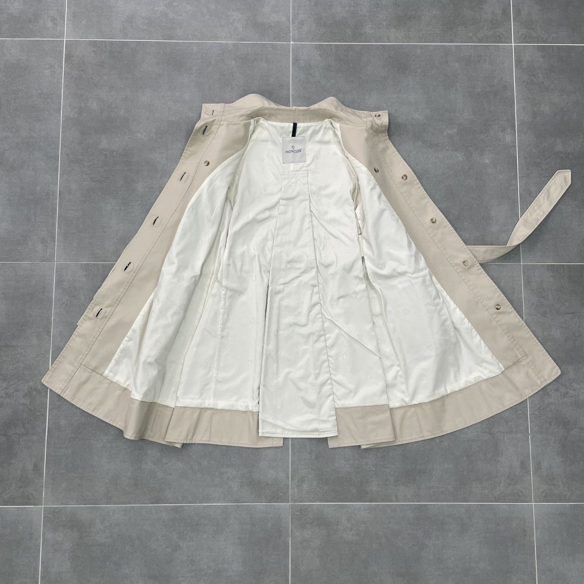 Moncler Authentic Moncler Thalia Women Trench Coat Jacket Size 1 (S) Size S / US 4 / IT 40 - 18 Thumbnail