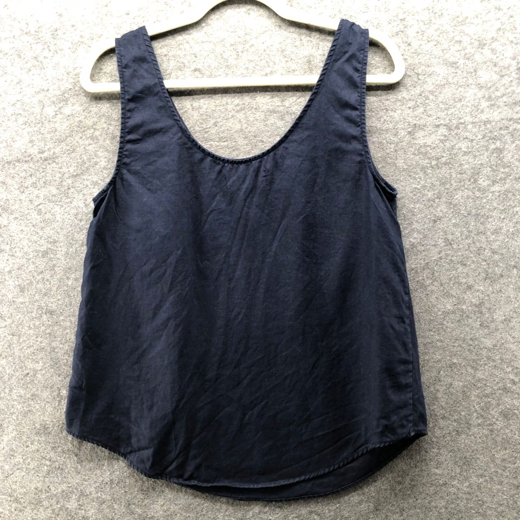 Country Road Country Road Tank Top Womens 10 Navy Blue Scoop Neck Linen Sleeveless Organic French Linen Casual Summer Lounge Minimalist Women Size L / US 10 / IT 46 - 2 Thumbnail