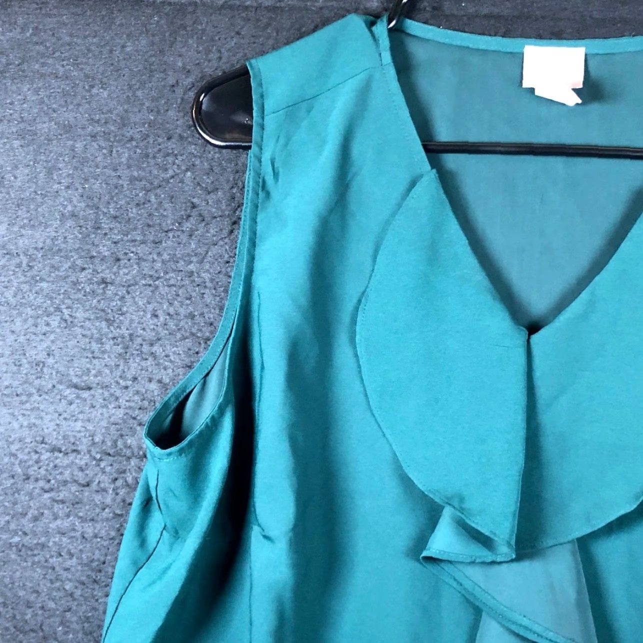 Vintage Chicos Womens Blouse Green Sleeveless Ruffle Front Lightweight Sheer 2 (L) Size L / US 10 / IT 46 - 4 Thumbnail