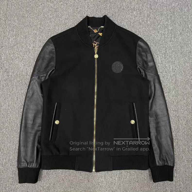 Versace Versace The inside is full of printed Medusa leather sleev Size US L / EU 52-54 / 3 - 1 Thumbnail