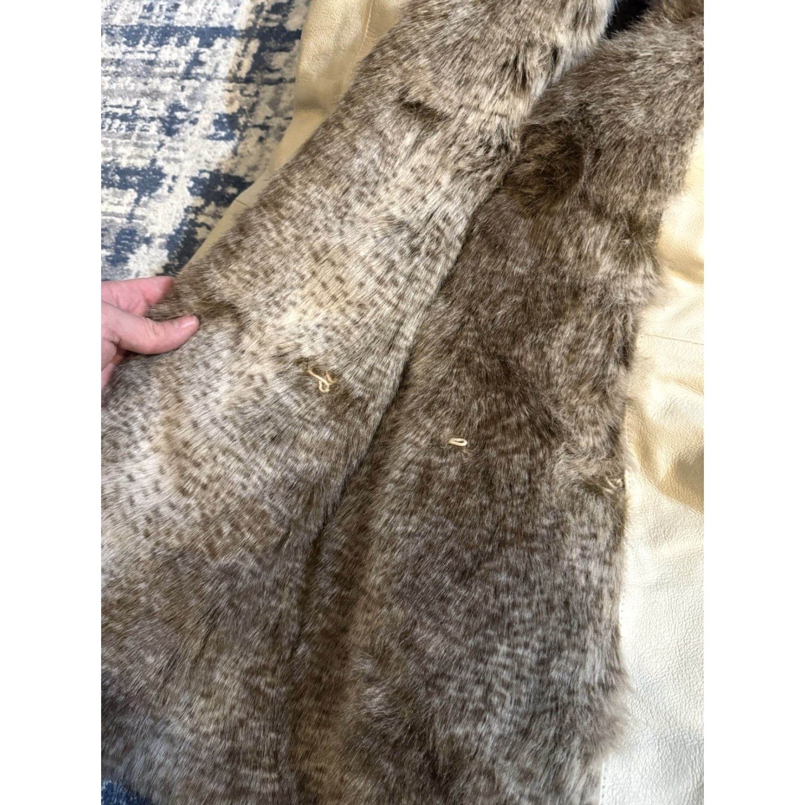 Vintage VINTAGE Excelled Collection Leather Afghan Coat Women's Sz S Ivory Fur Trim 90s Hippie Retro BOHO Long Coat with Pockets Leather Size S / US 4 / IT 40 - 6 Thumbnail