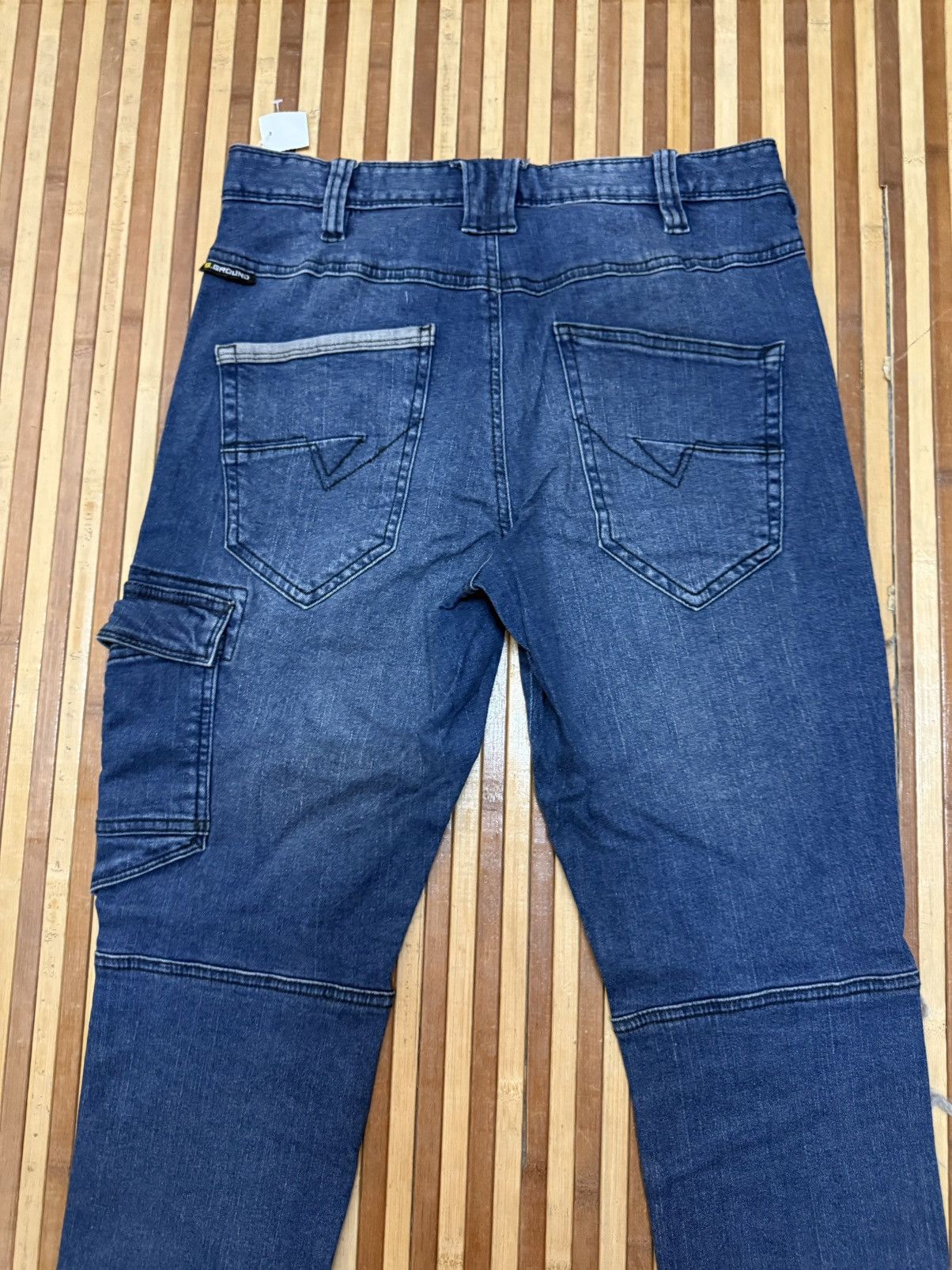 Japanese Brand Vintage G.GROUND Denim Cargo Pants Big Pockets W29X31 Size US 29 - 7 Thumbnail