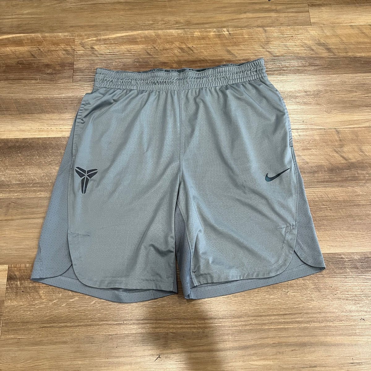 Nike Nike Kobe Hyper Elite Men's Basketball Shorts Grey Size US 34 / EU 50 - 1 Preview