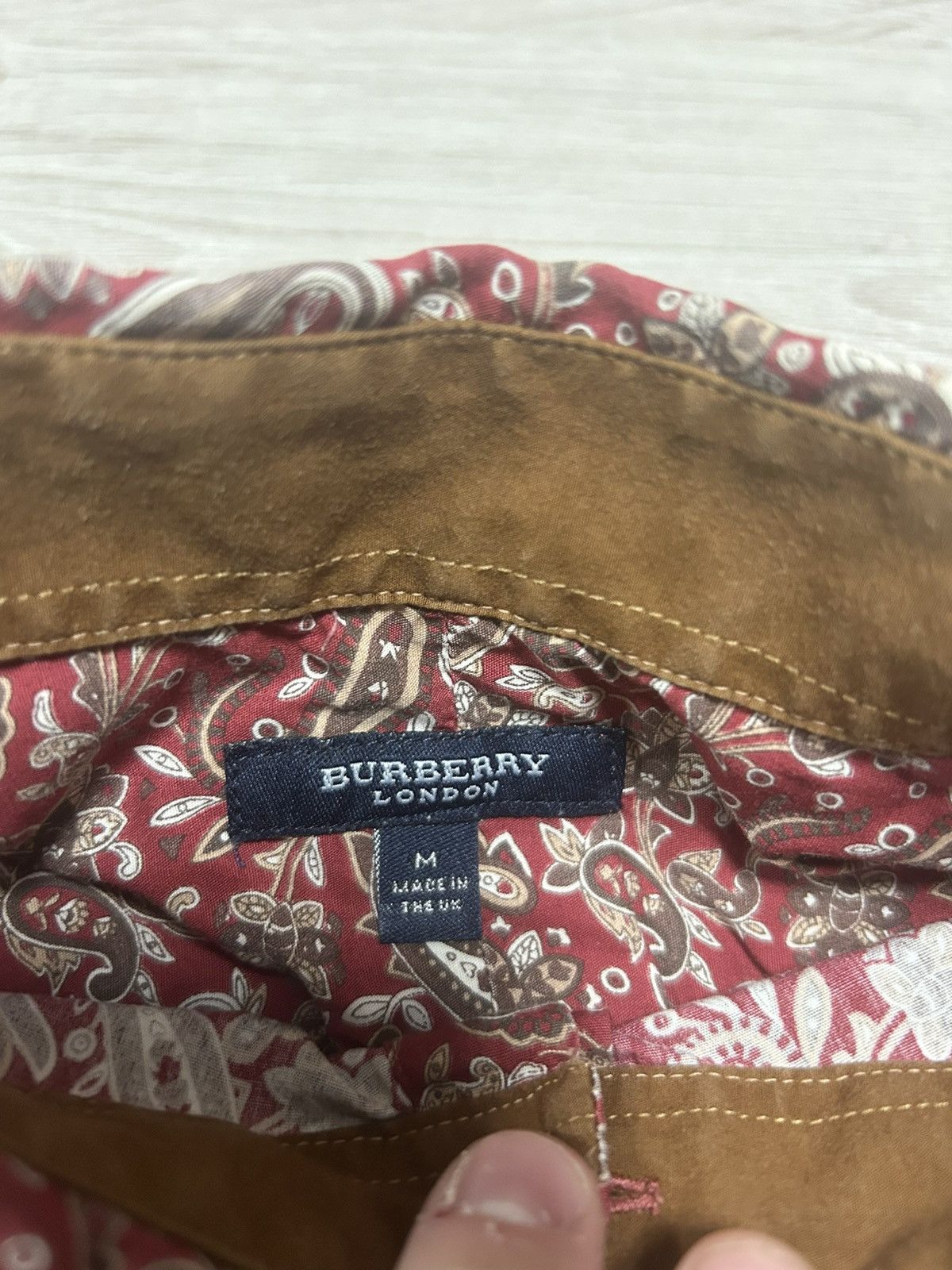 Burberry × Vintage Vintage Burberry London flowers Shirt size M Size US M / EU 48-50 / 2 - 2 Thumbnail