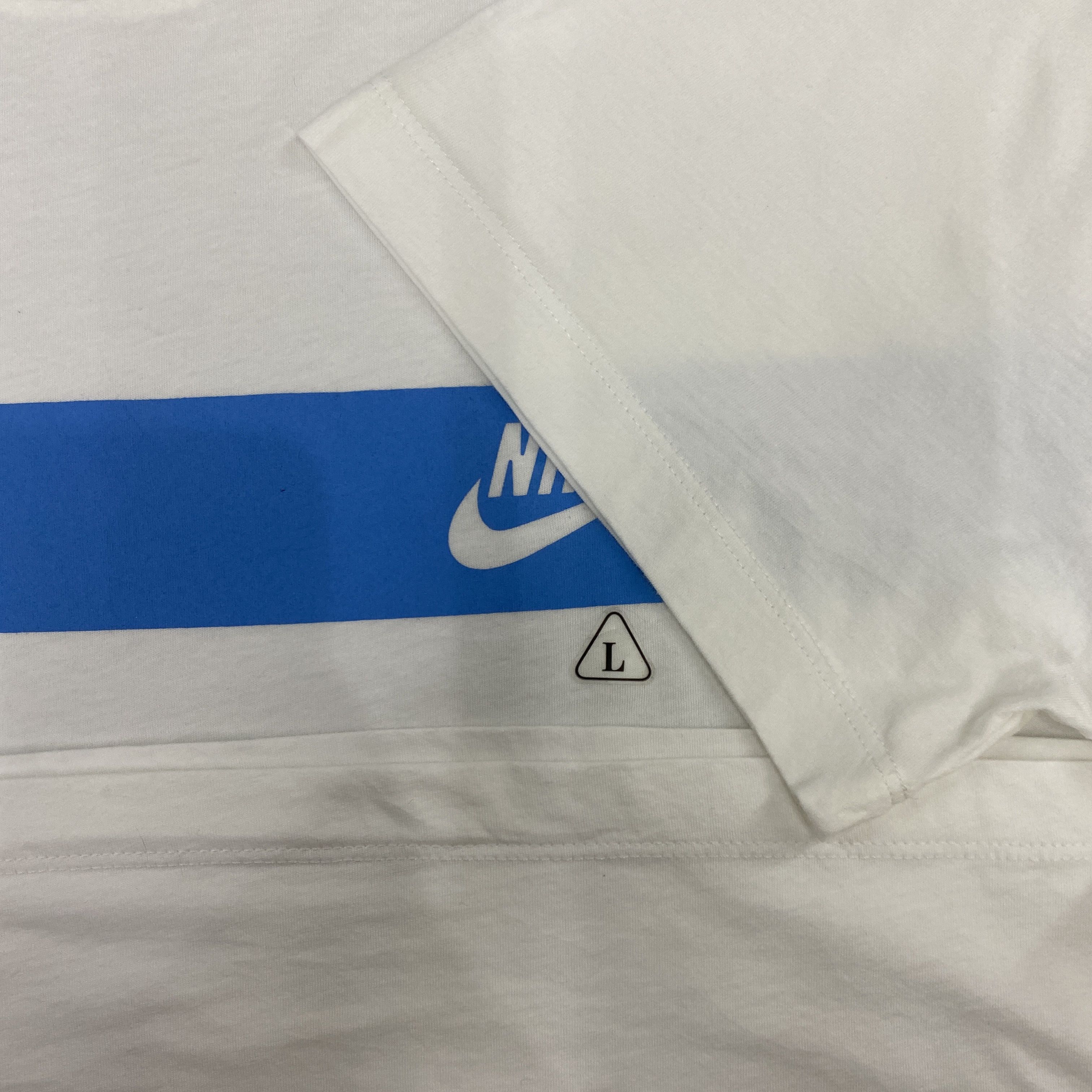 Nike Vintage Nike Small Logo T-Shirt - L003 Size US M / EU 48-50 / 2 - 7 Thumbnail
