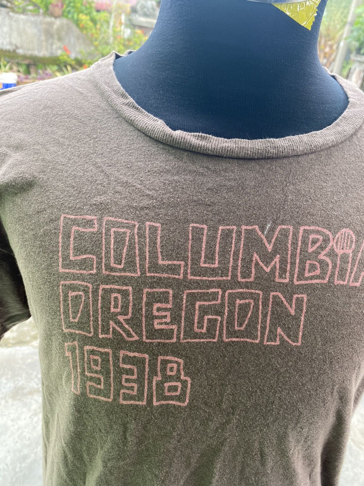 Columbia COLUMBIA OREGON Outdoor Round Neck Shirt Classic Faded Rare Size US M / EU 48-50 / 2 - 2 Thumbnail