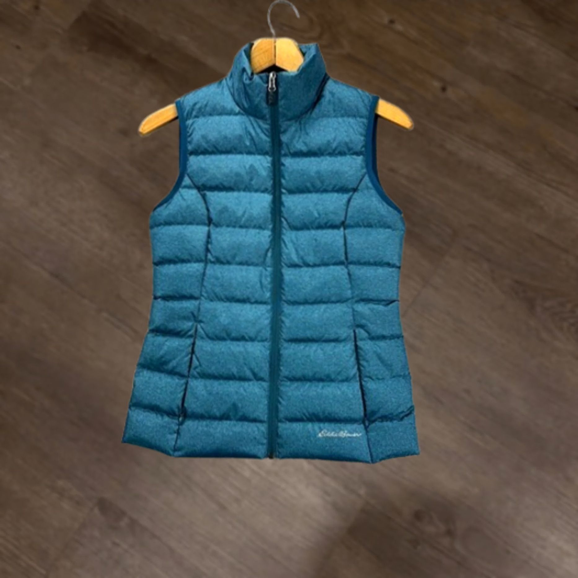 Eddie Bauer VINTAGE Eddie Bauer Vest Womens XS EB650 Teal Goose Down Quilted Puffer Full Zip Pockets Size XS / US 0-2 / IT 36-38 - 1 Thumbnail
