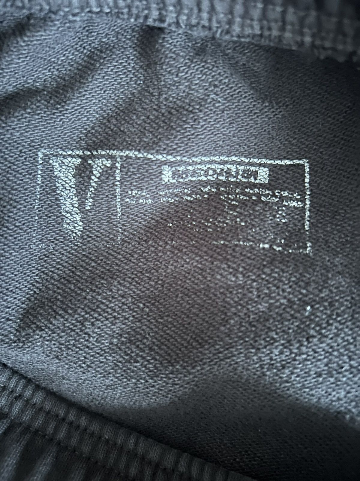 Vlone Vlone “friends” rhinestone sweatpants size S Size US 32 / EU 48 - 4 Thumbnail