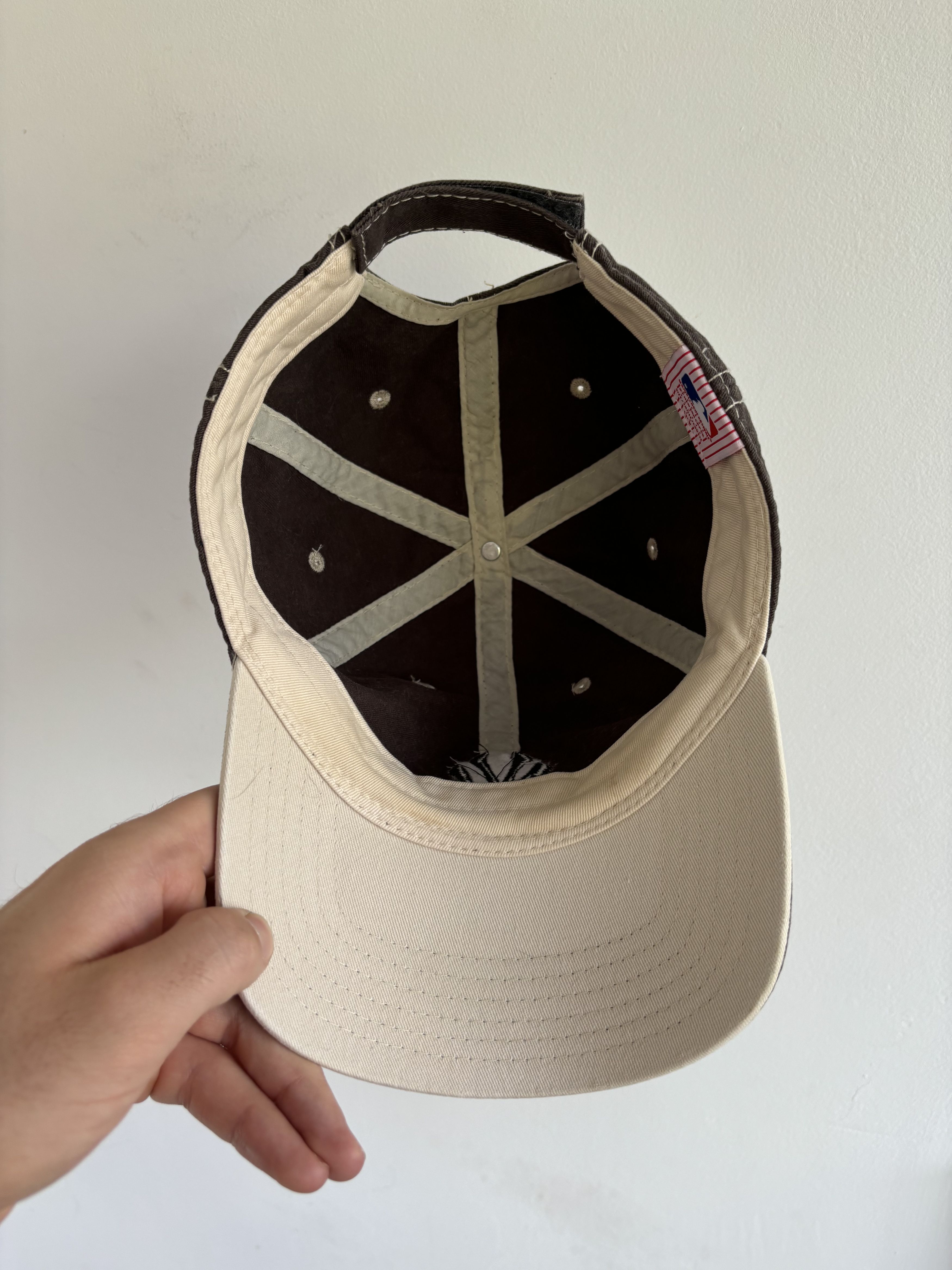 New York Yankees Vintage NY Yankees Brown Stitched MLB Cap Size ONE SIZE - 4 Thumbnail