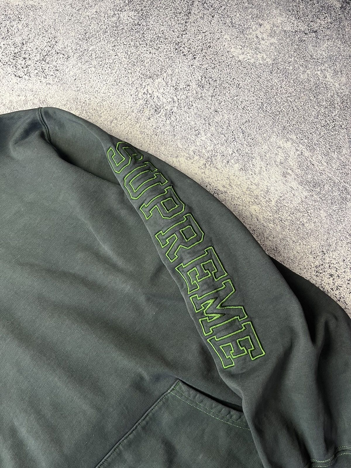 Supreme Vintage Supreme Big logo Hoodie Rare Y2K Size US XL / EU 56 / 4 - 14 Thumbnail