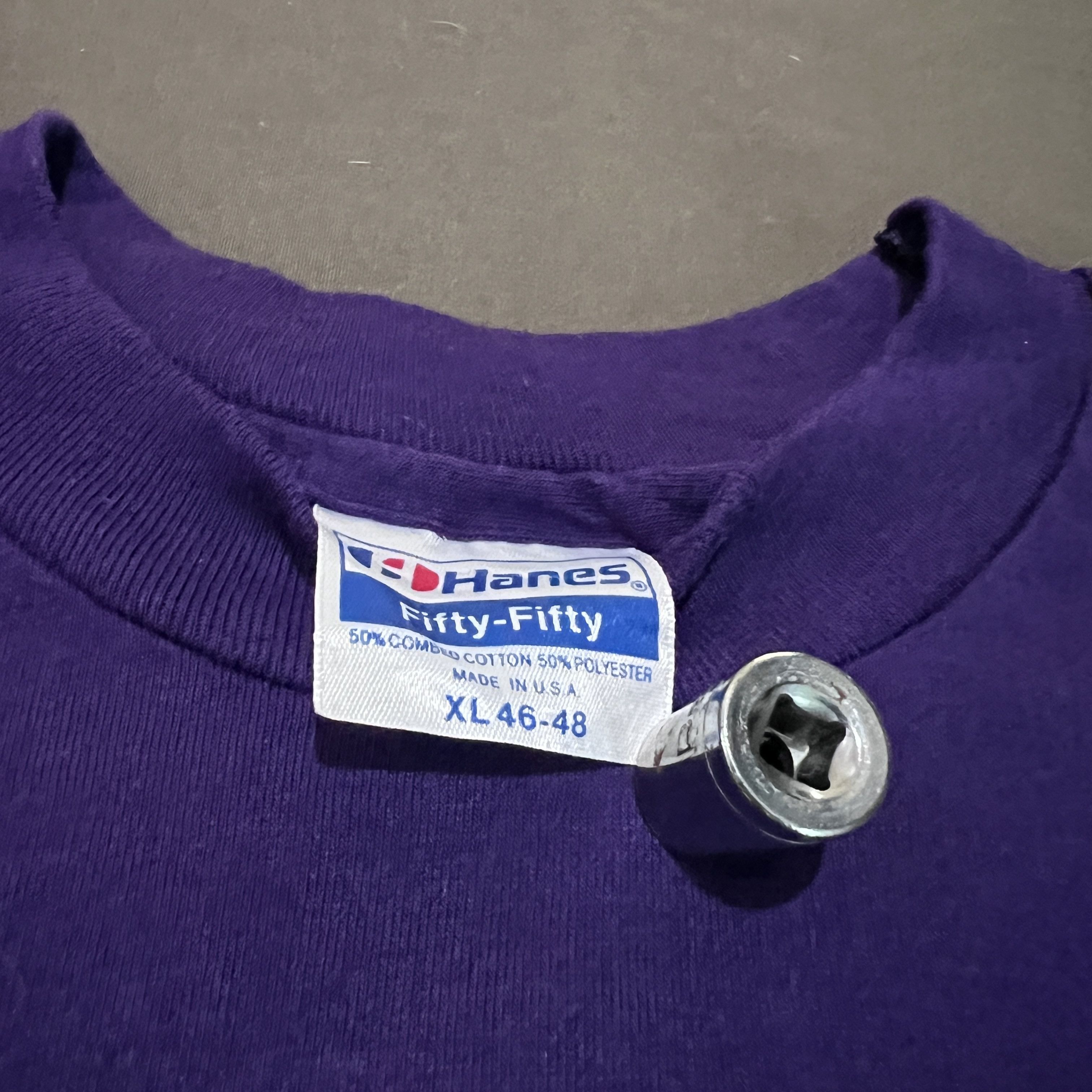Vintage Vintage 90s Ladds Addition Promo Tee Size US XL / EU 56 / 4 - 3 Thumbnail