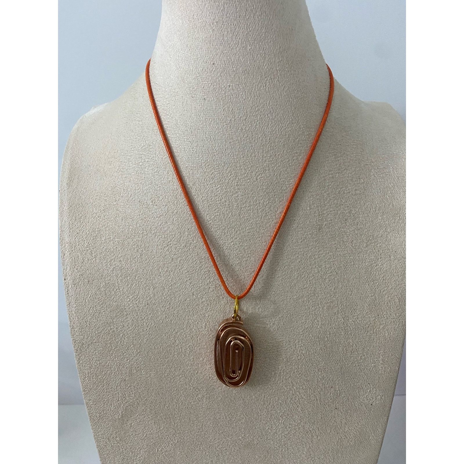 Handmade Abstract swirl pendant necklace rose gold tone Size ONE SIZE - 1 Thumbnail