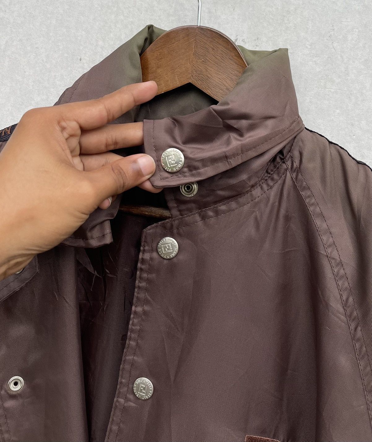 Fendi 🔥Vintage Fendi Roma Big Logo With Hidden Hoodie Light Jacket Size US XL / EU 56 / 4 - 7 Thumbnail