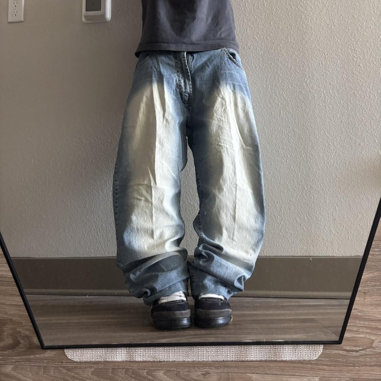 Vintage Crazy Vintage Y2K/2000s Baggy Faded Light Wash Skater Style Denim Jeans! 34x30 Size US 34 / EU 50 - 1 Thumbnail