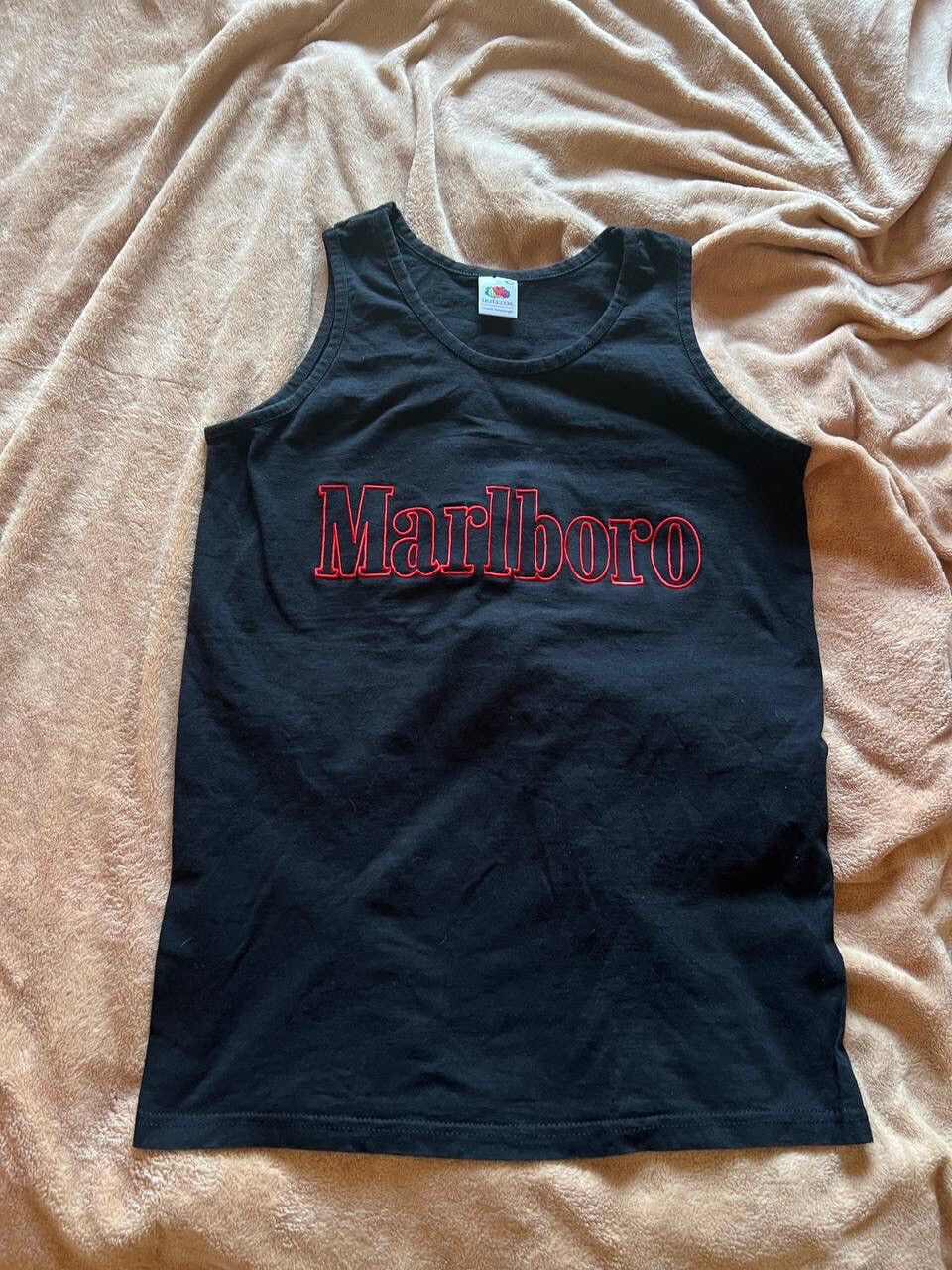 Other Vintage Marlboro Black Red Y2K Tank Top Sleeveless Tee Size US M / EU 48-50 / 2 - 5 Thumbnail