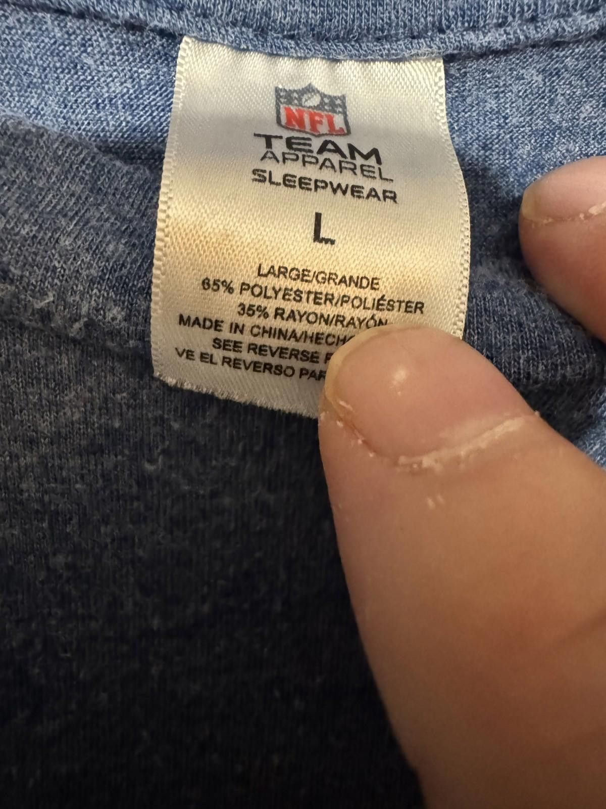 The Unbranded Brand New England Patriots S/S T-Shirt Men L Blue Tee NFL Football Size ONE SIZE - 5 Thumbnail