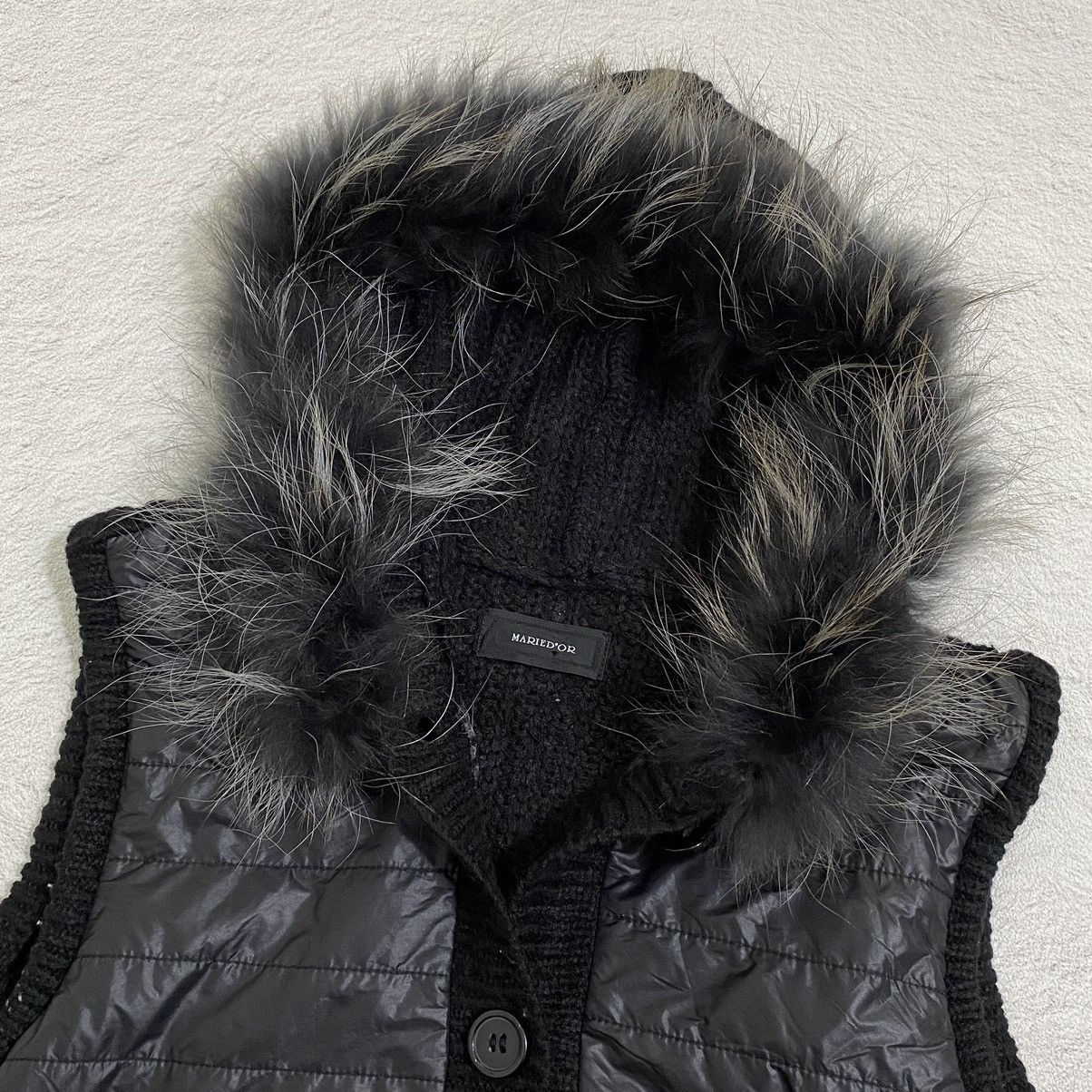 Other 🔥RARE🔥 Maried’or fur vest Size US M / EU 48-50 / 2 - 5 Thumbnail
