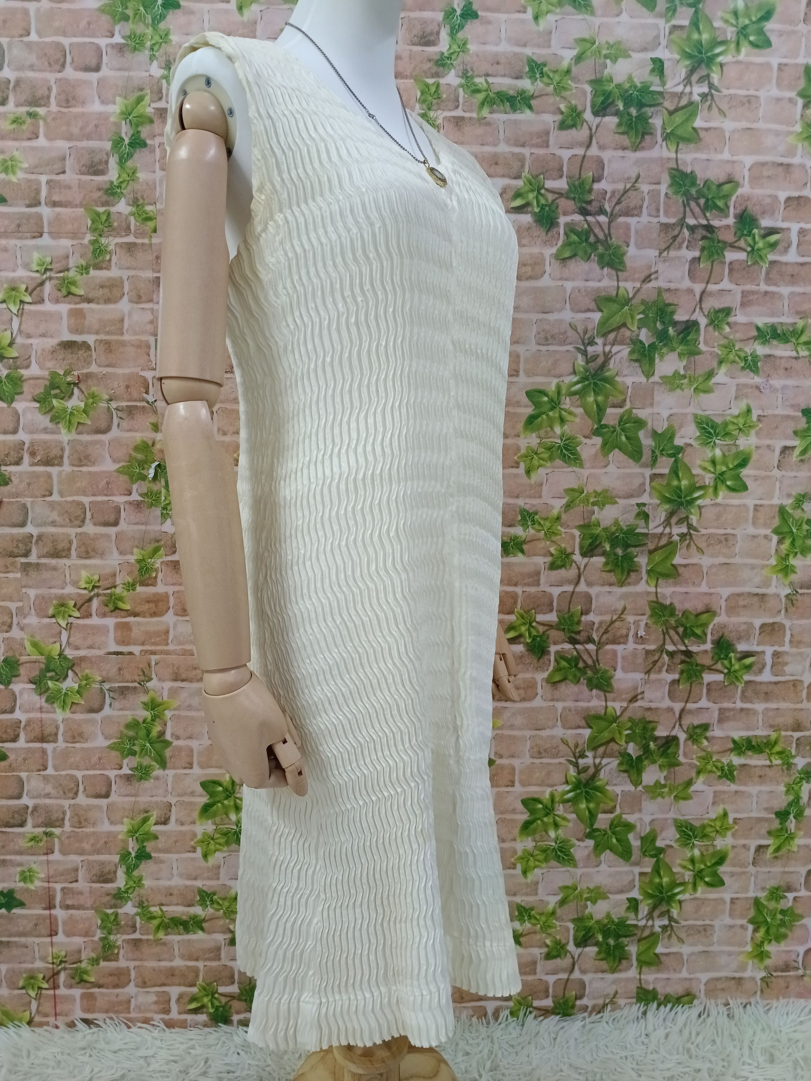 Pleats Please Issey Miyake ISSEY MIYAKE PLEATS MID DRESS(SIZE 2) Size M / US 6-8 / IT 42-44 - 3 Thumbnail