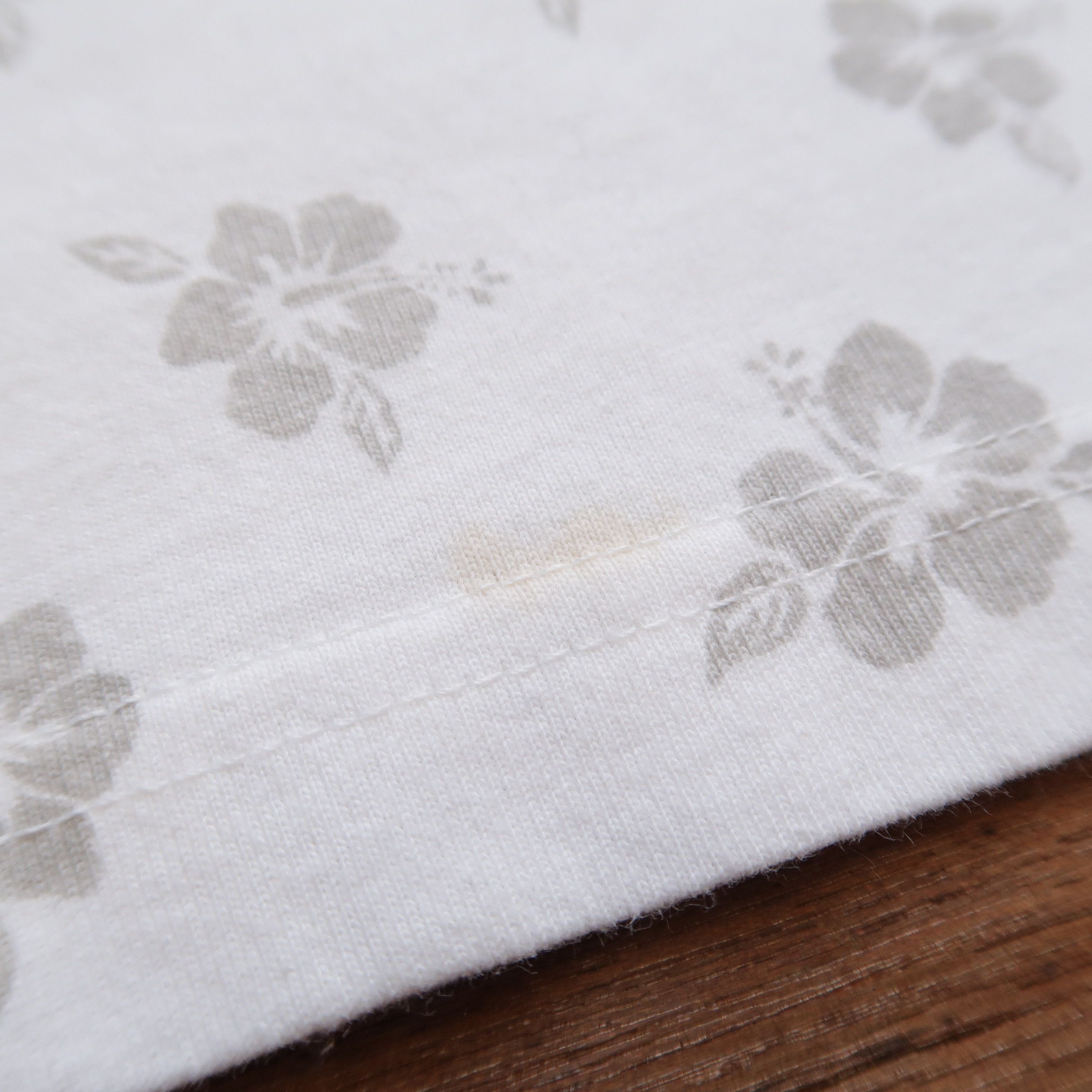 Japanese Brand 2000s Sun Surf by Piko Flower Print White T-Shirt Size US S / EU 44-46 / 1 - 8 Thumbnail
