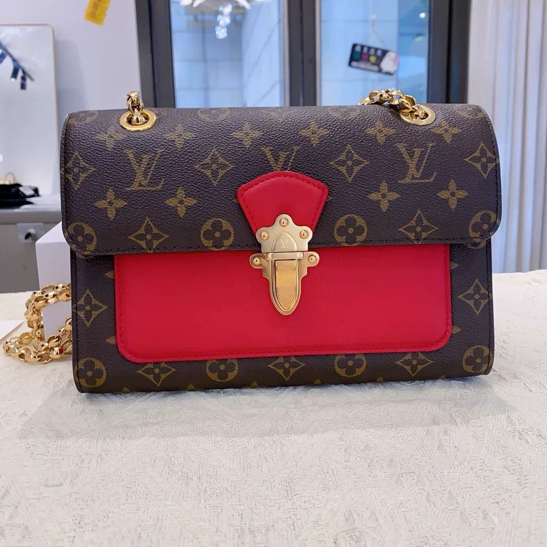 Louis Vuitton Pre-loved Bag Very good condition Size ONE SIZE - 1 Preview