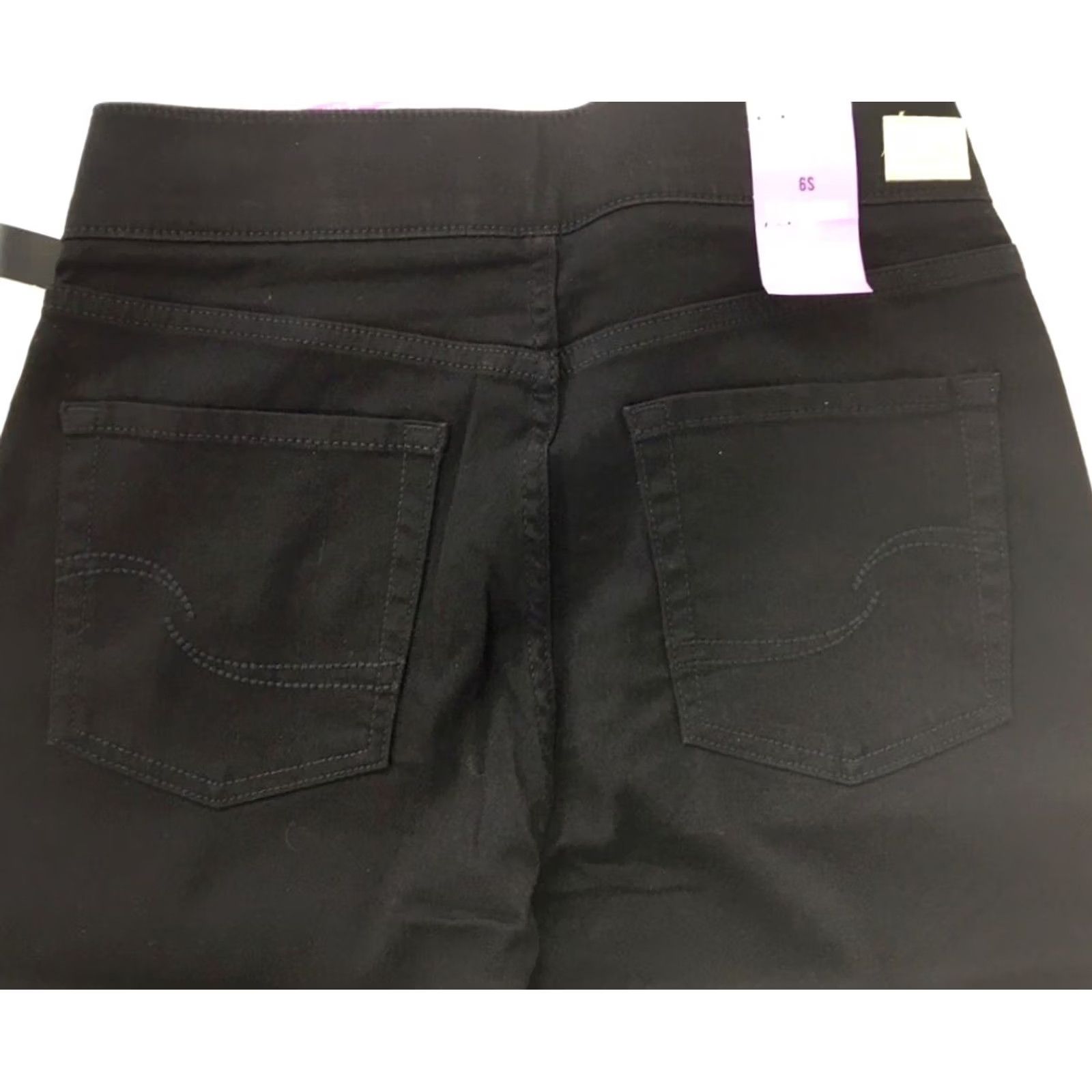 Vintage VINTAGE? No. Signature by Levi Strauss & Co. Women's Pull-On Skinny Jeans Black Stretch 6S Denim Jeans Black Women Pull-On Skinny 6S Size 28" / US 6 / IT 42 - 4 Thumbnail