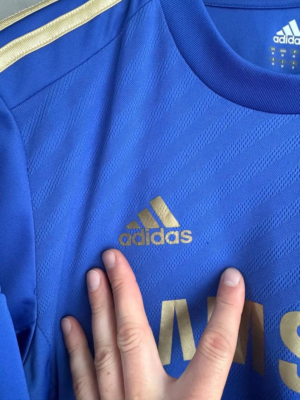 Adidas Chelsea FC 2012/13 Home Long Sleeve Soccer Jersey, Size M Size US M / EU 48-50 / 2 - 6 Thumbnail