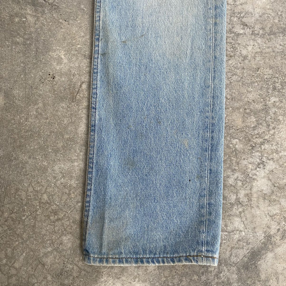 Levi's Size 30x32 Vintage 1991 Levis 501 Light Blue Dirty Jeans Size US 30 / EU 46 - 7 Thumbnail