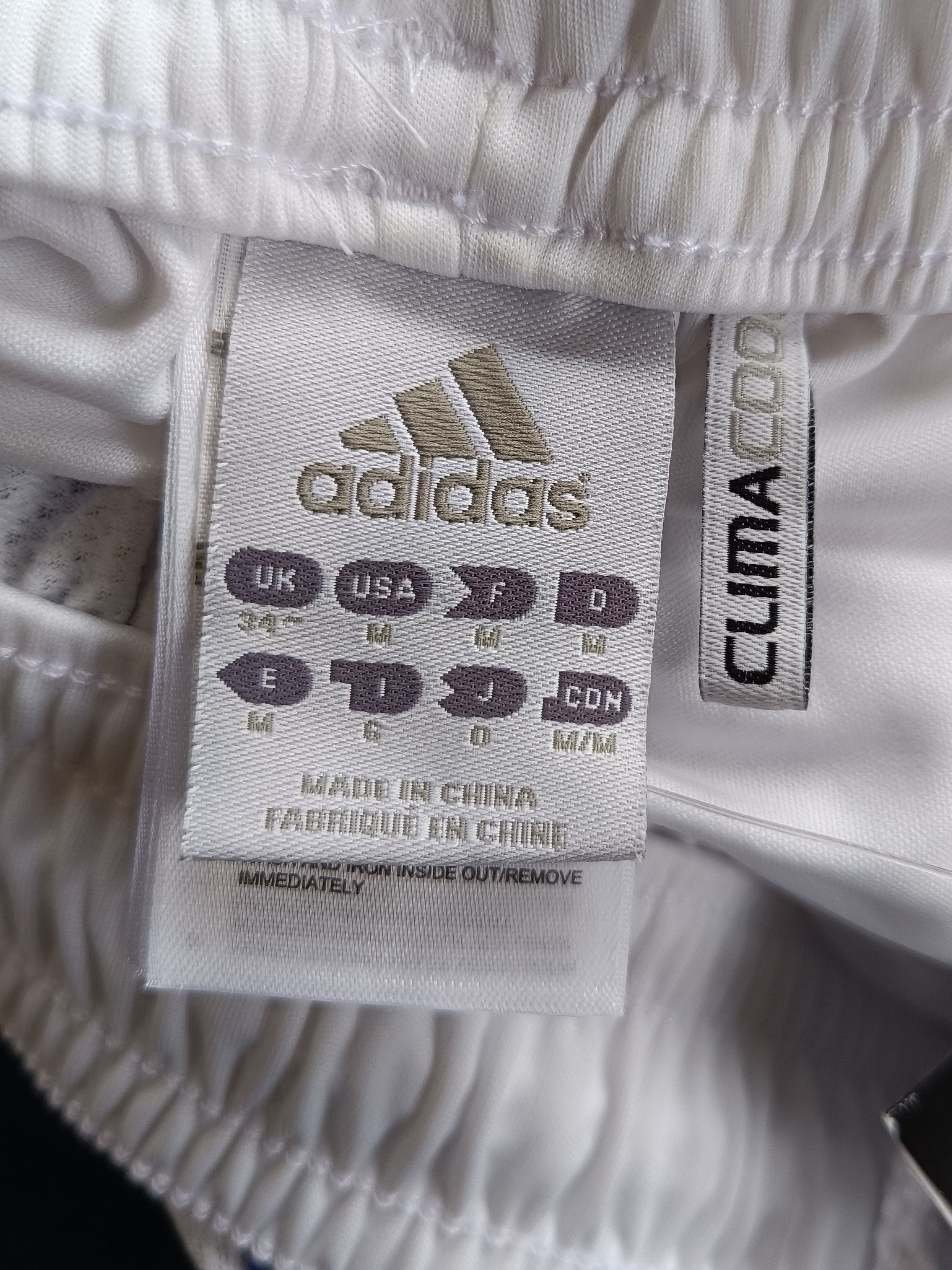 Adidas ADIDAS SCHALKE 04 SHORTS M Size New Size US 34 / EU 50 - 10 Thumbnail