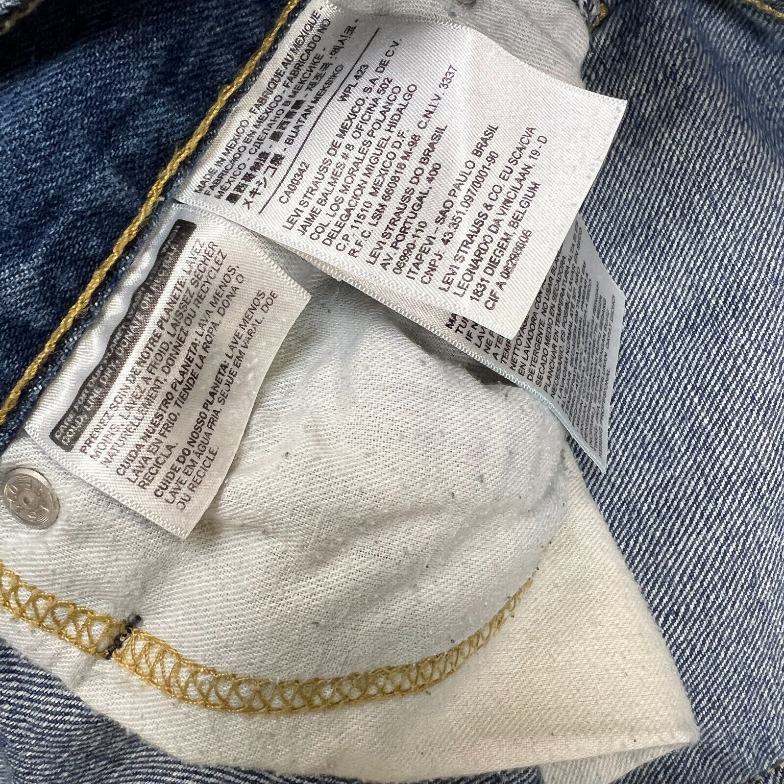 Levi's × Vintage Levi's 514 Jeans 36x34 Blue Straight Fit Faded Denim Pants Size US 36 / EU 52 - 10 Thumbnail