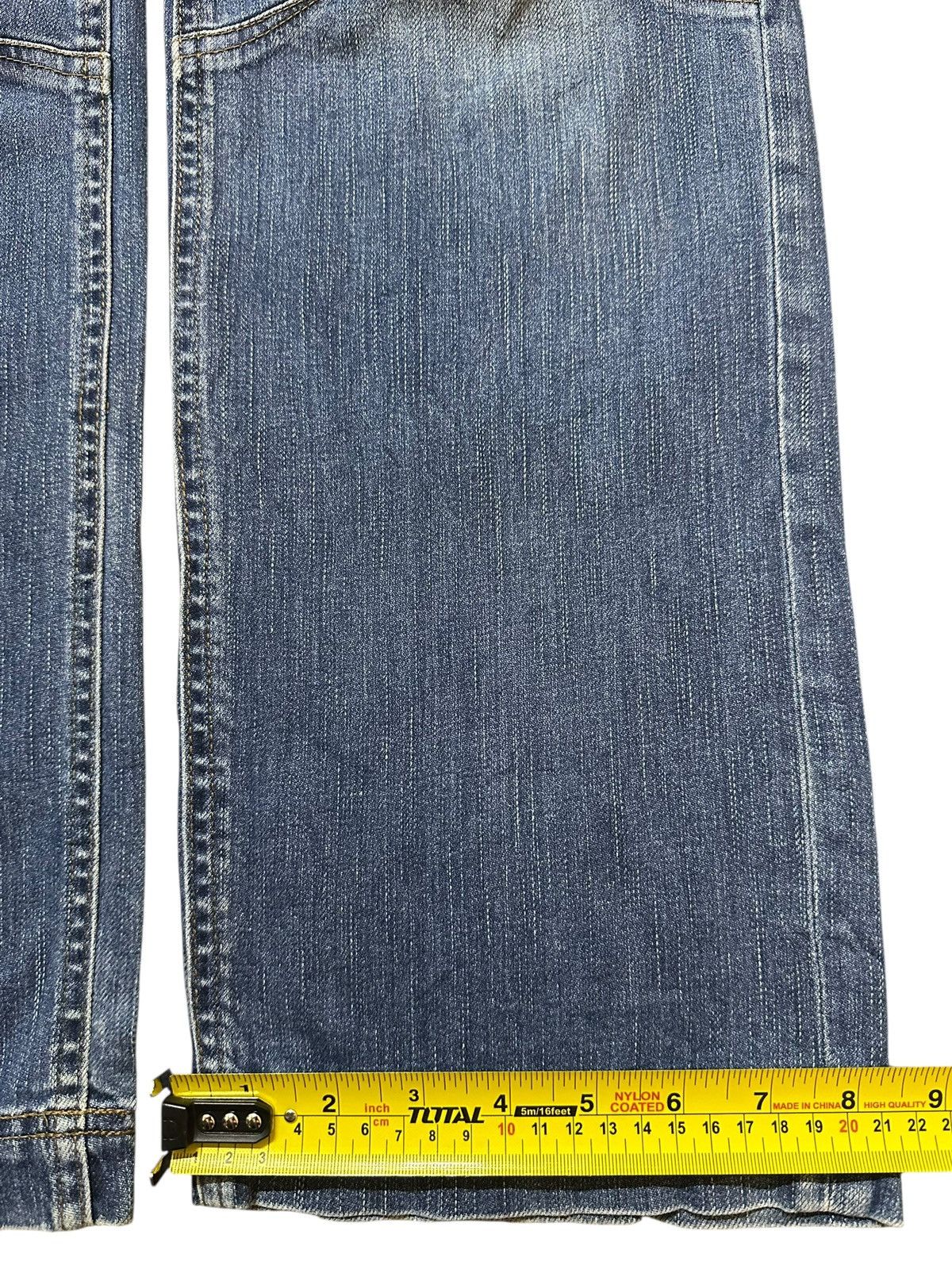 Eddie Bauer Vintage Eddie Bauer Blue Faded Wash Style Distress Loose Fit Size US 32 / EU 48 - 17 Thumbnail